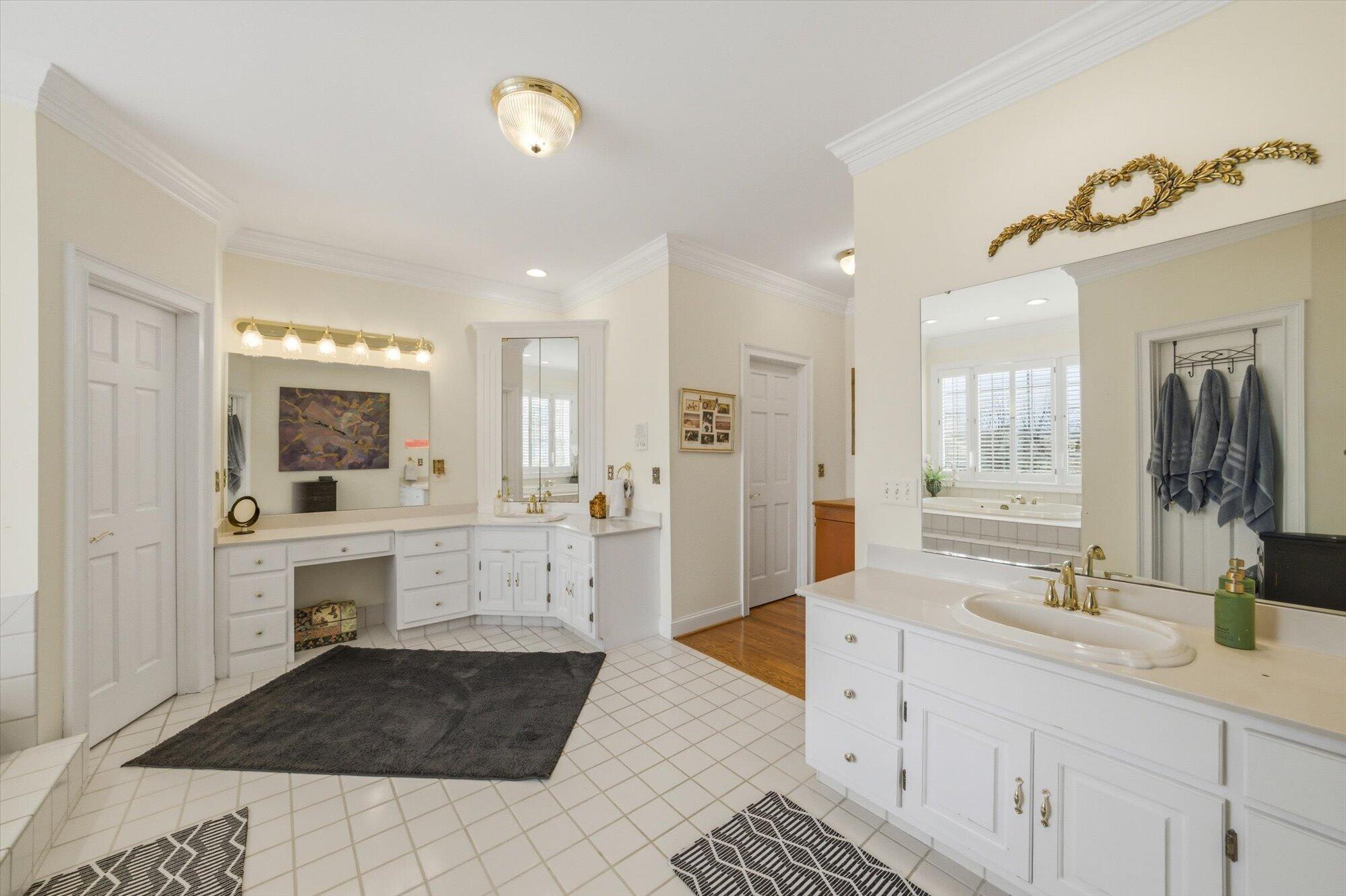 Athens, Tennessee, 37303, United States, 4 Bedrooms Bedrooms, ,4 BathroomsBathrooms,Residential,For Sale,2031458