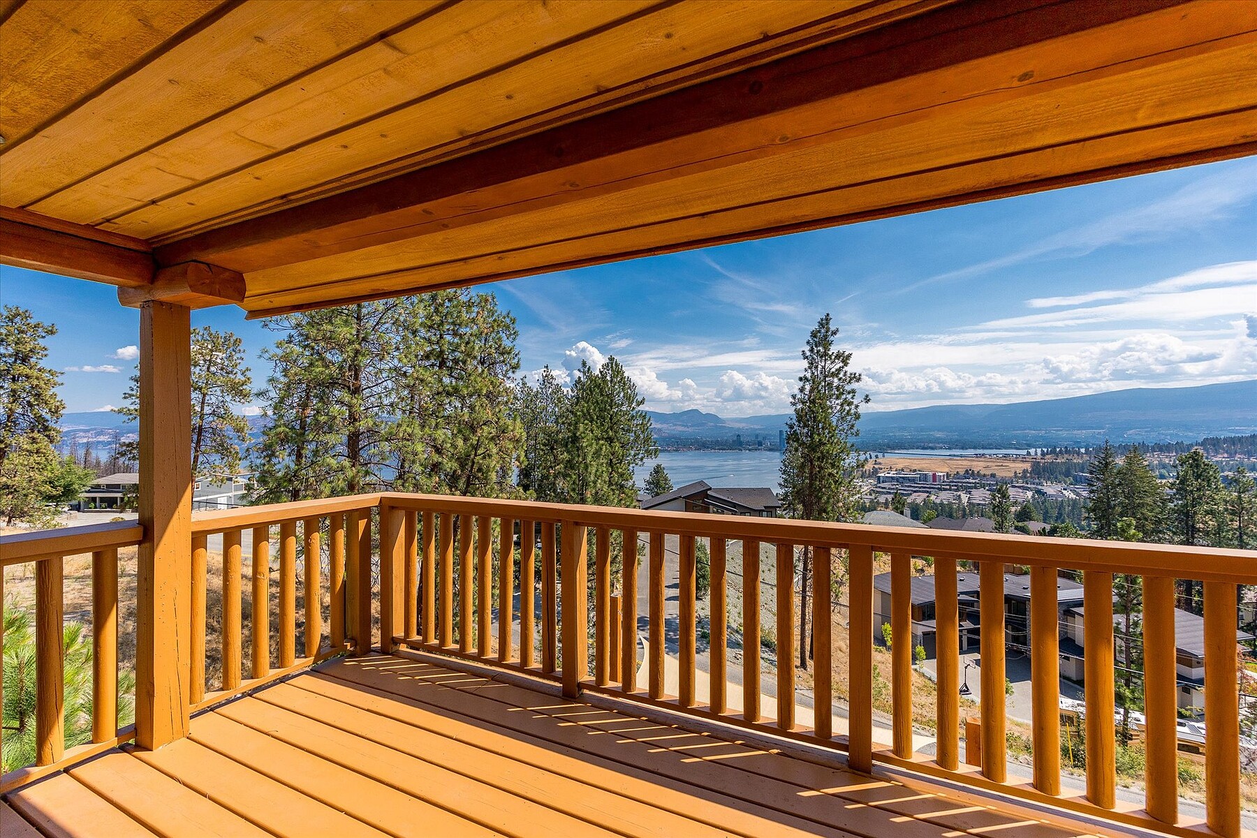  Log and Timber Dream Home - 物件實景