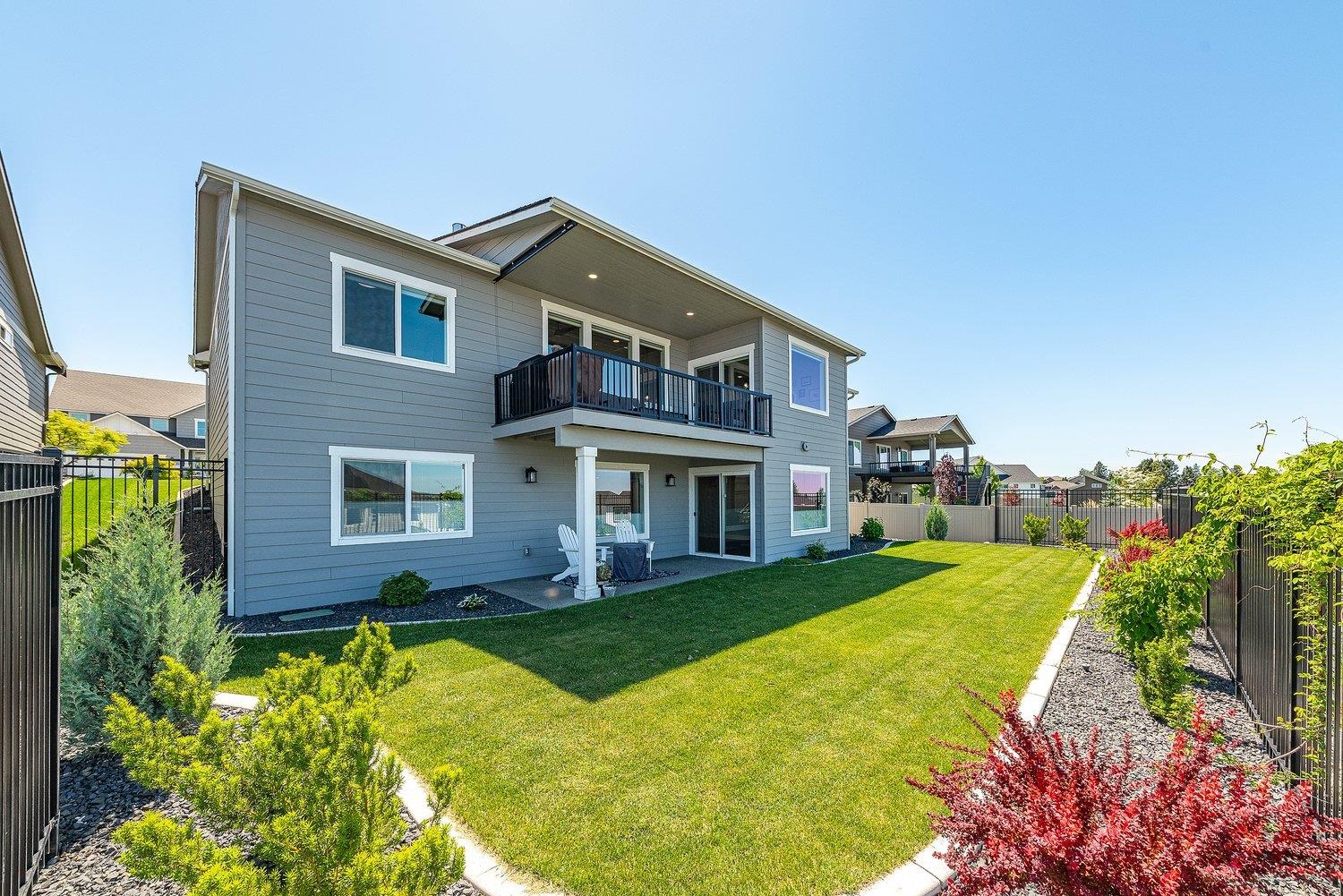 Greenacres, Washington, 99016, United States, 5 Bedrooms Bedrooms, ,3 BathroomsBathrooms,Residential,For Sale,1848364