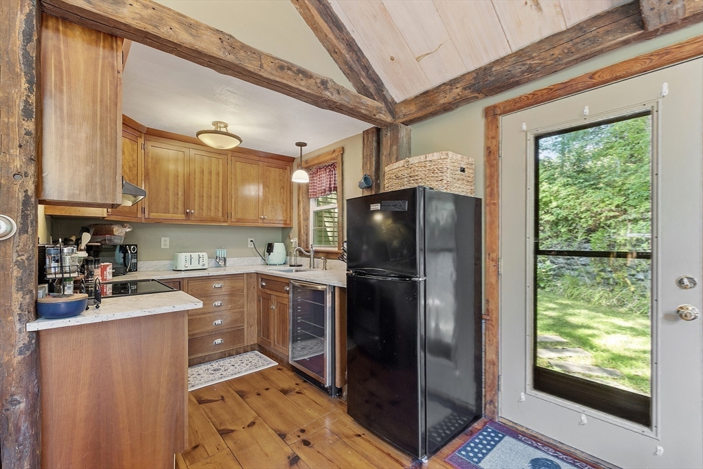 Ashby, Massachusetts, 01431, United States, 4 Bedrooms Bedrooms, ,3 BathroomsBathrooms,Residential,For Sale,1917455