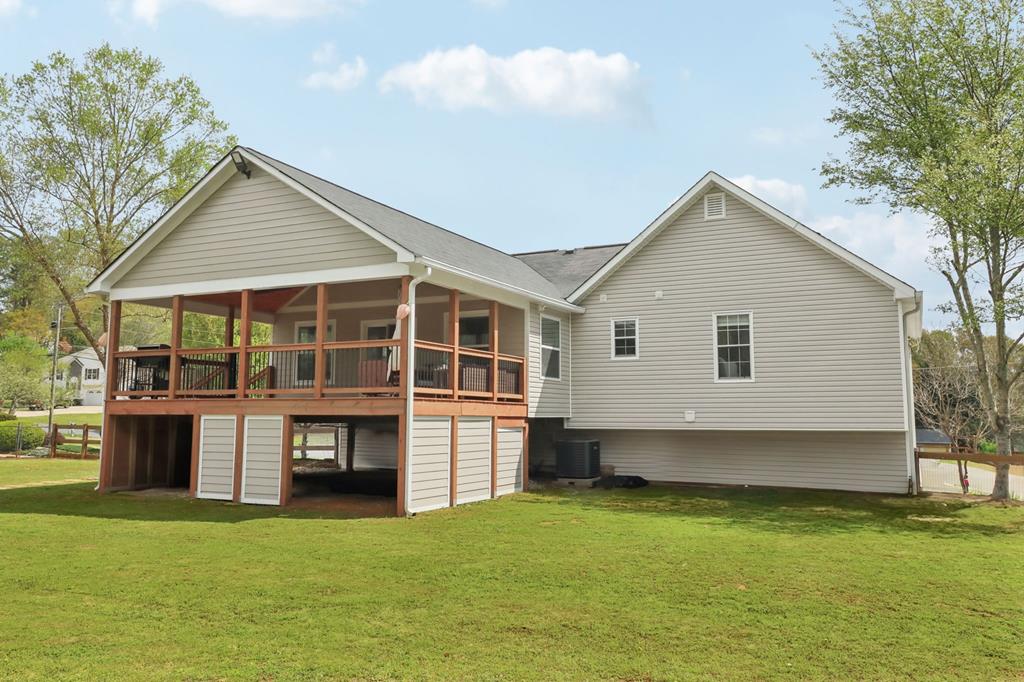 Woodstock, Georgia, 30188, United States, 5 Bedrooms Bedrooms, ,3 BathroomsBathrooms,Residential,For Sale,1944813