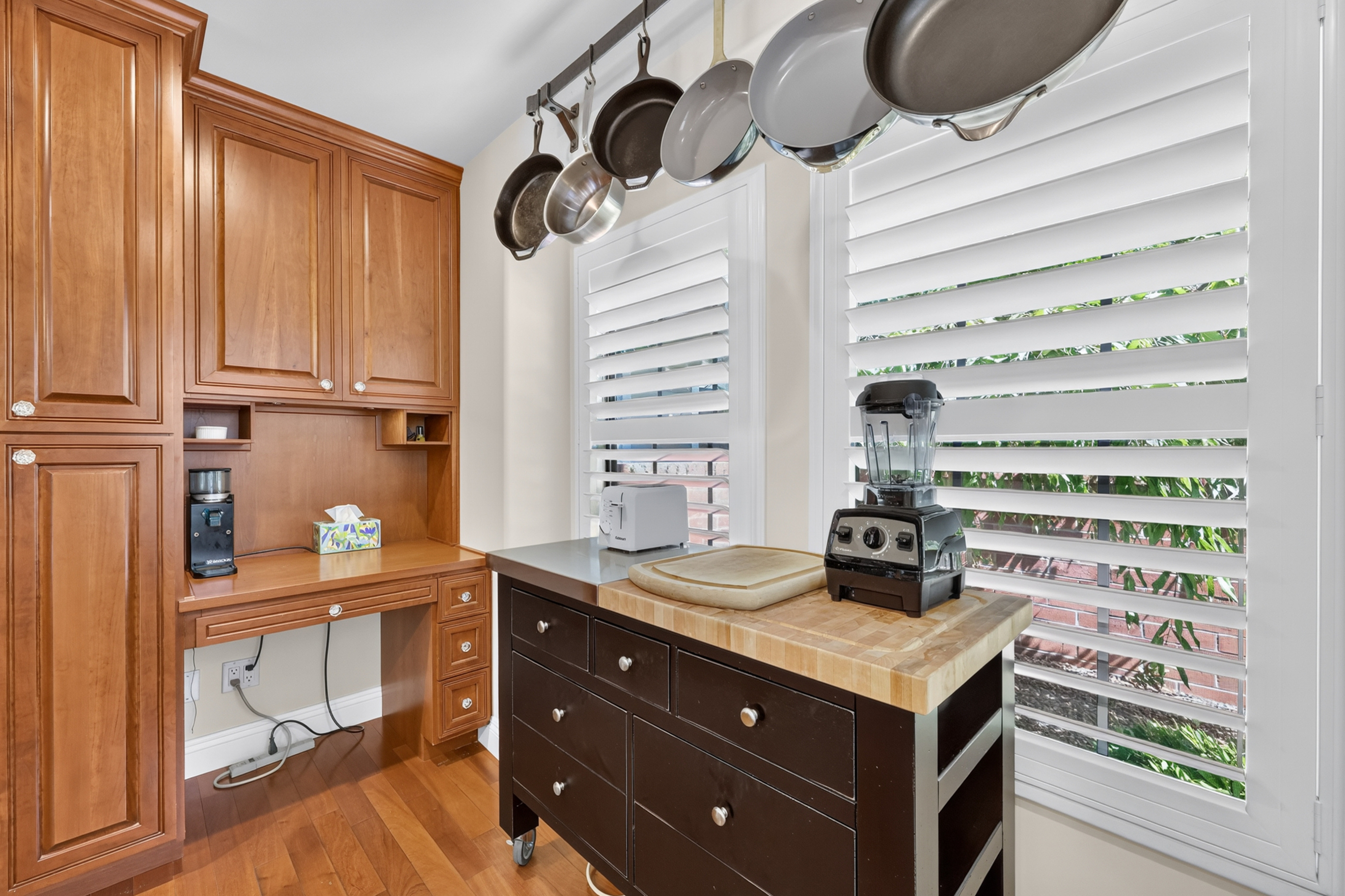  1073 Harrington Way, Carmichael, CA 95608 - 物件實景