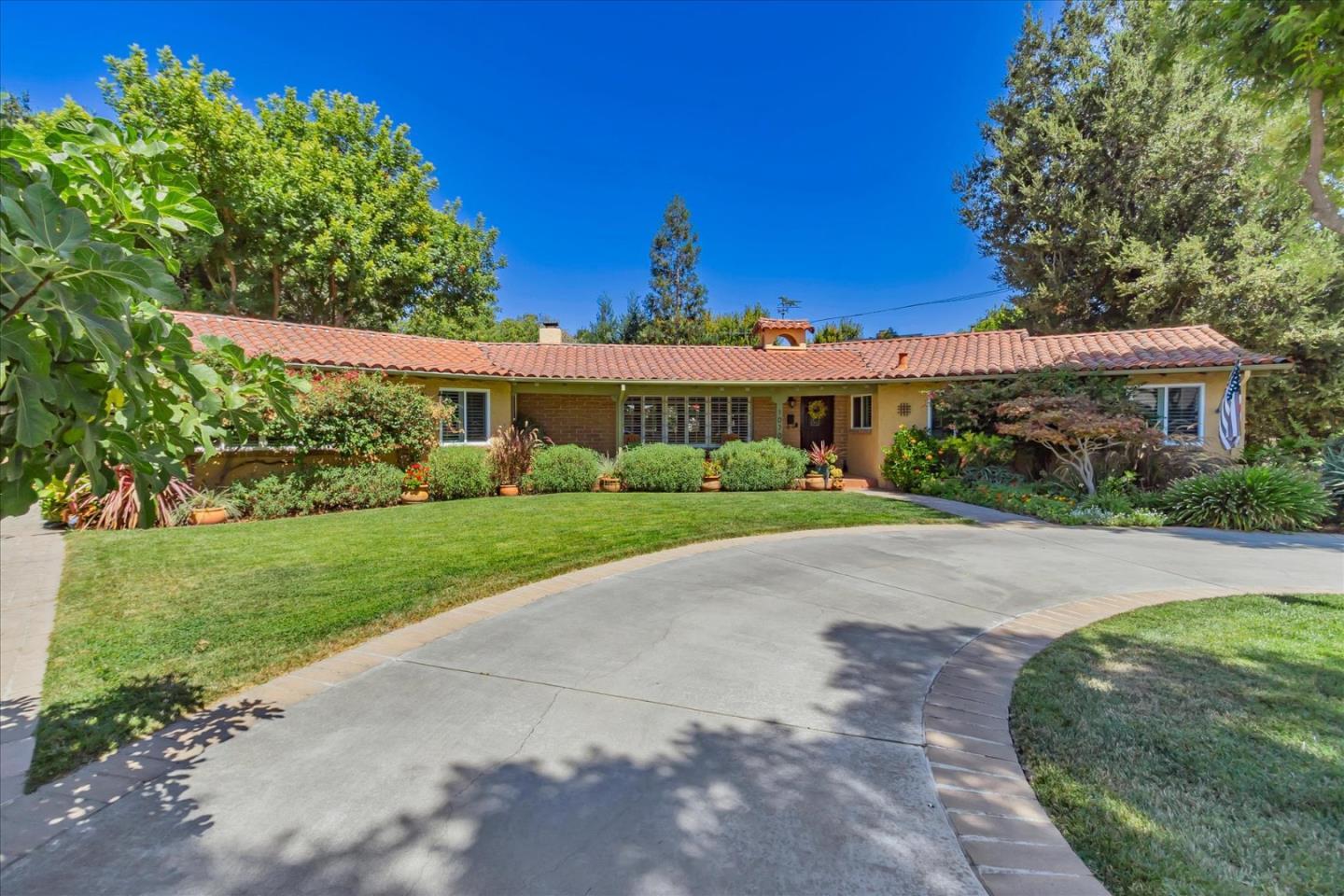 San Jose, California, 95125, United States, 5 Bedrooms Bedrooms, ,3 BathroomsBathrooms,Residential,For Sale,1911321