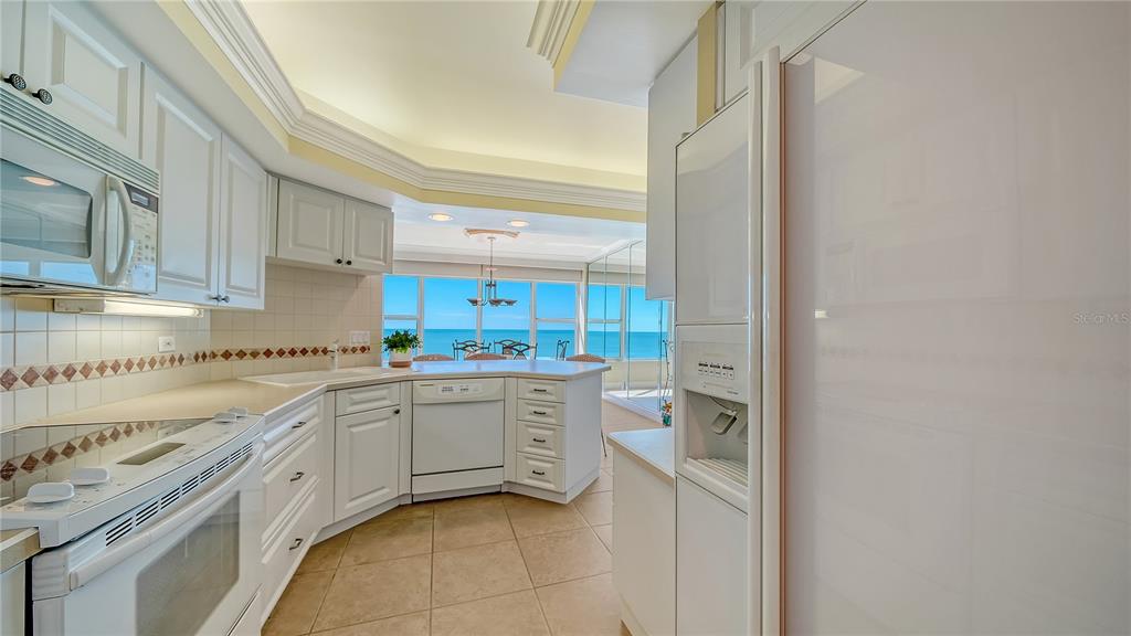 Longboat Key, Florida, 34228, United States, 2 Bedrooms Bedrooms, ,2 BathroomsBathrooms,Residential,For Sale,1987761