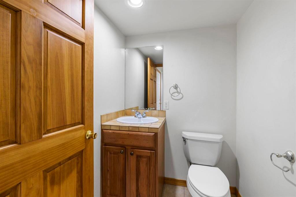 Durango, Colorado, 81301, United States, 3 Bedrooms Bedrooms, ,3 BathroomsBathrooms,Residential,For Sale,1908342