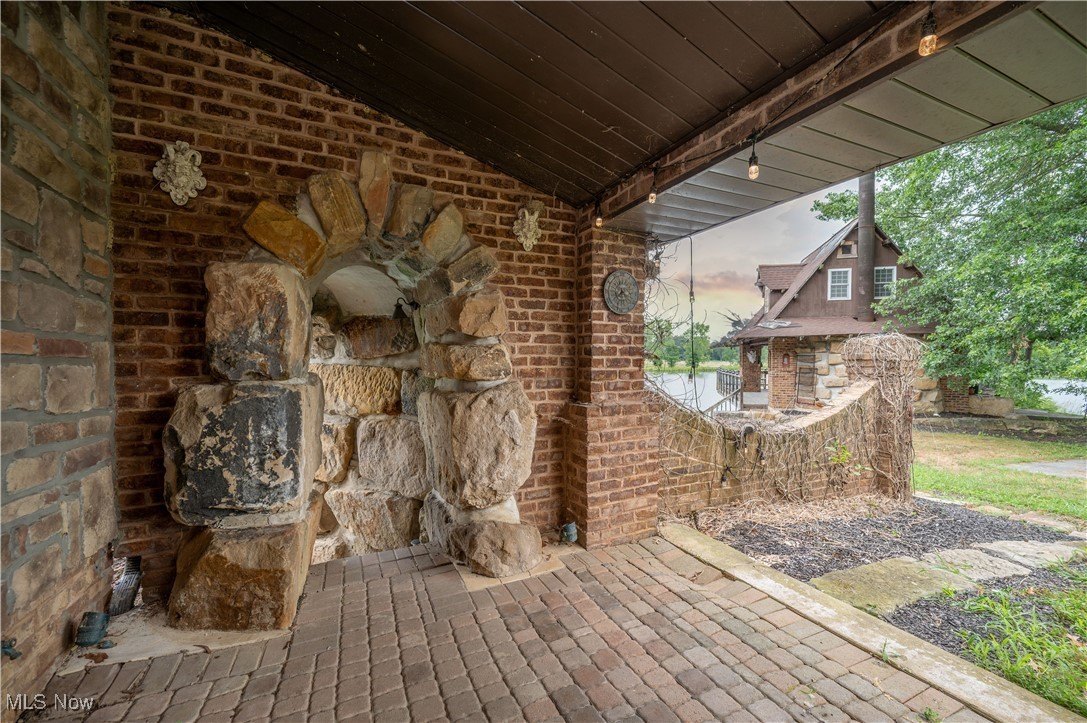 Diamond, Ohio, 44412, United States, 5 Bedrooms Bedrooms, ,5 BathroomsBathrooms,Residential,For Sale,1983781