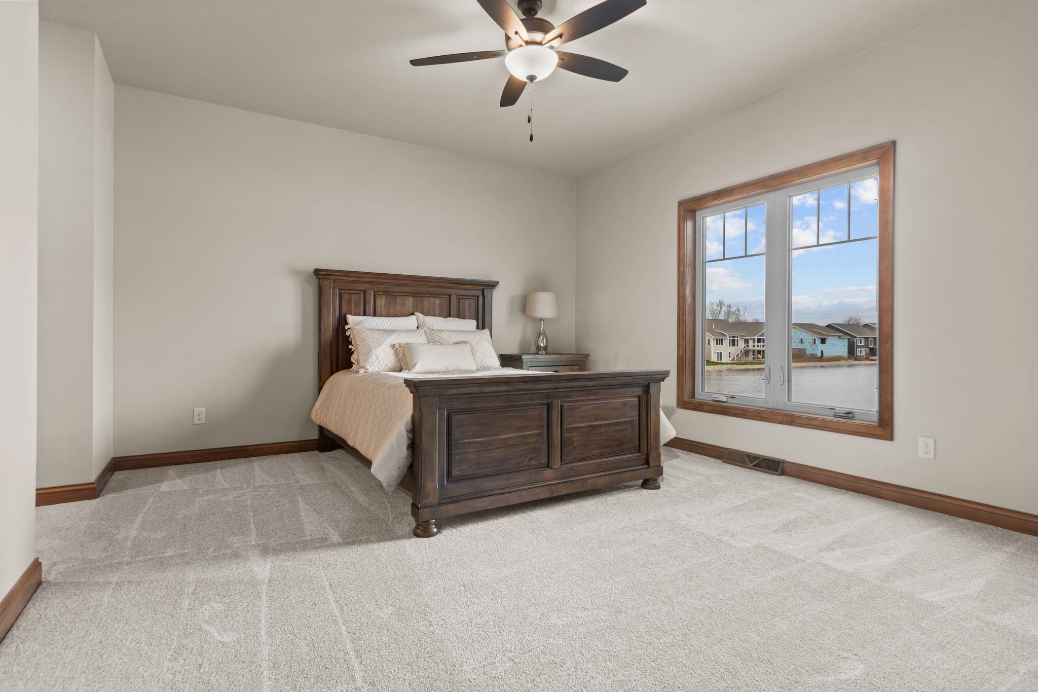 Neenah, Wisconsin, 54956, United States, 2 Bedrooms Bedrooms, ,2 BathroomsBathrooms,Residential,For Sale,2029960