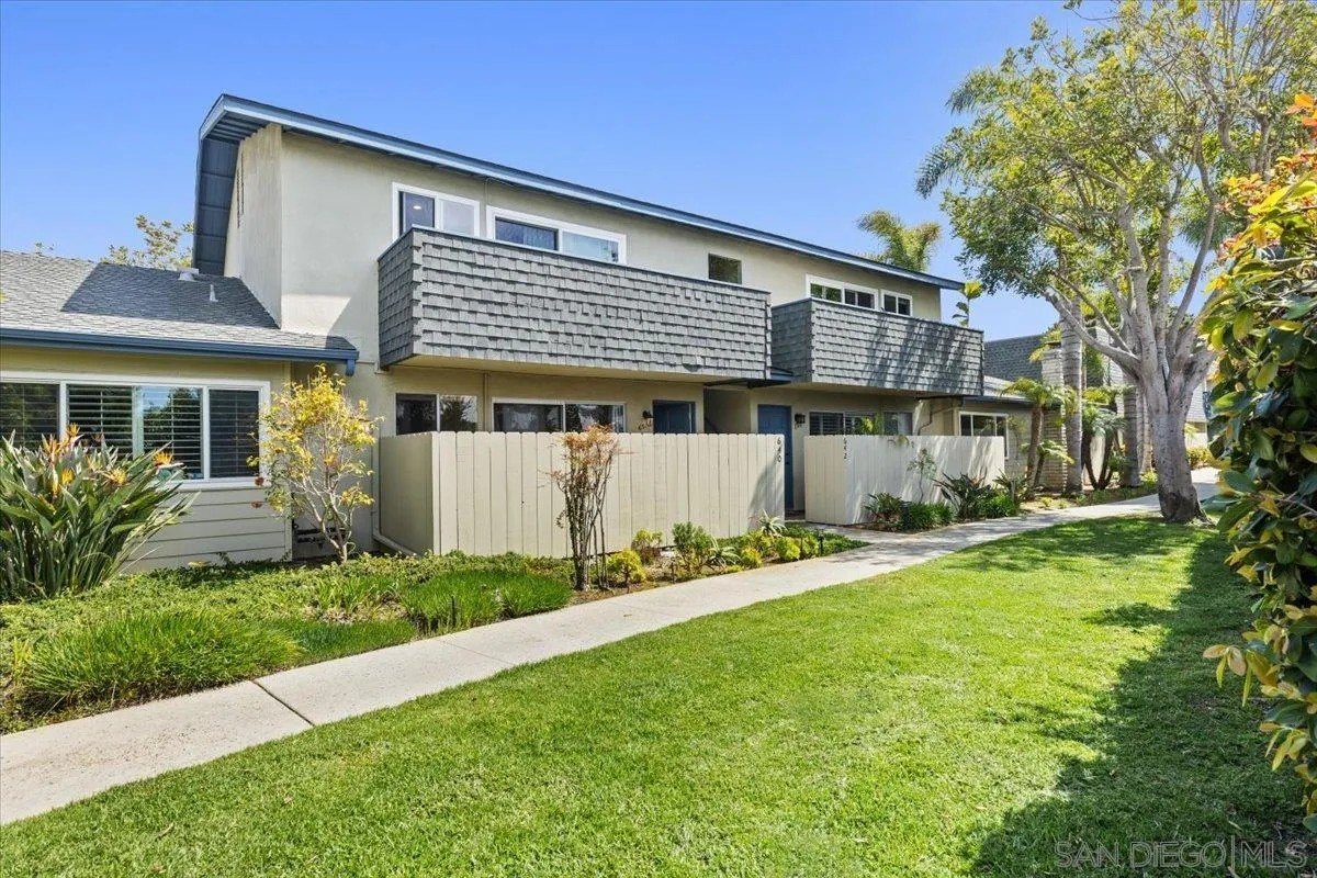 Solana Beach, California, 92075, United States, 2 Bedrooms Bedrooms, ,1 BathroomBathrooms,Residential,For Sale,1911120