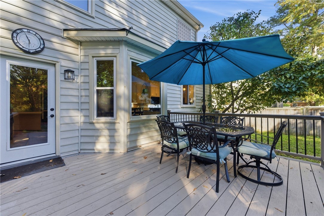 Yorktown, Virginia, 23693, United States, 6 Bedrooms Bedrooms, ,3 BathroomsBathrooms,Residential,For Sale,1987855