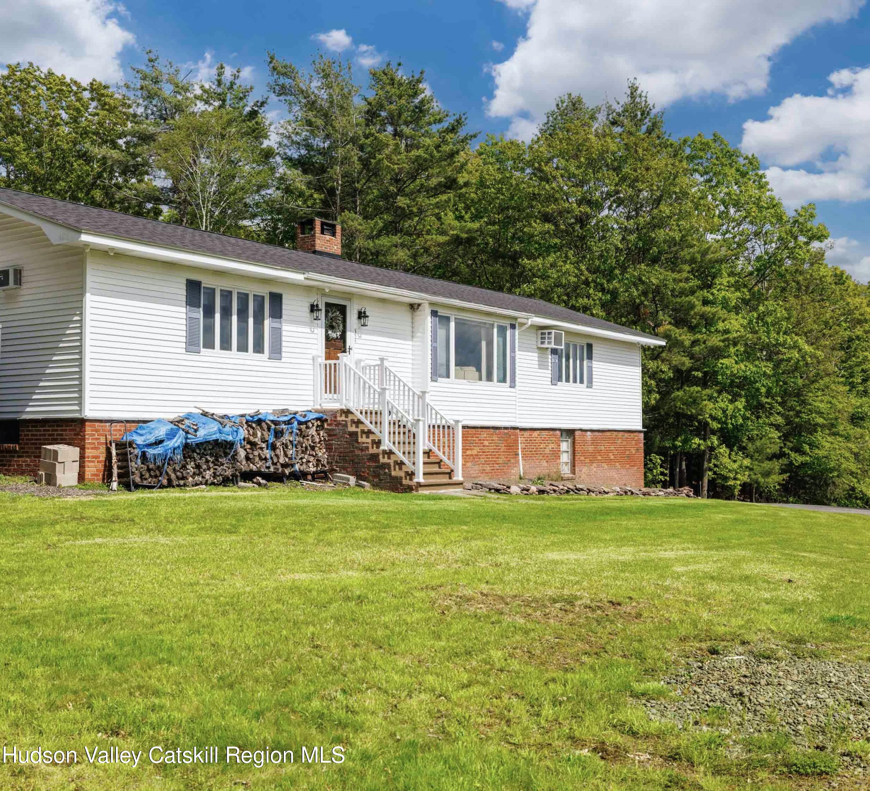 Jewett, New York, 12444, United States, 3 Bedrooms Bedrooms, ,2 BathroomsBathrooms,Residential,For Sale,1927489
