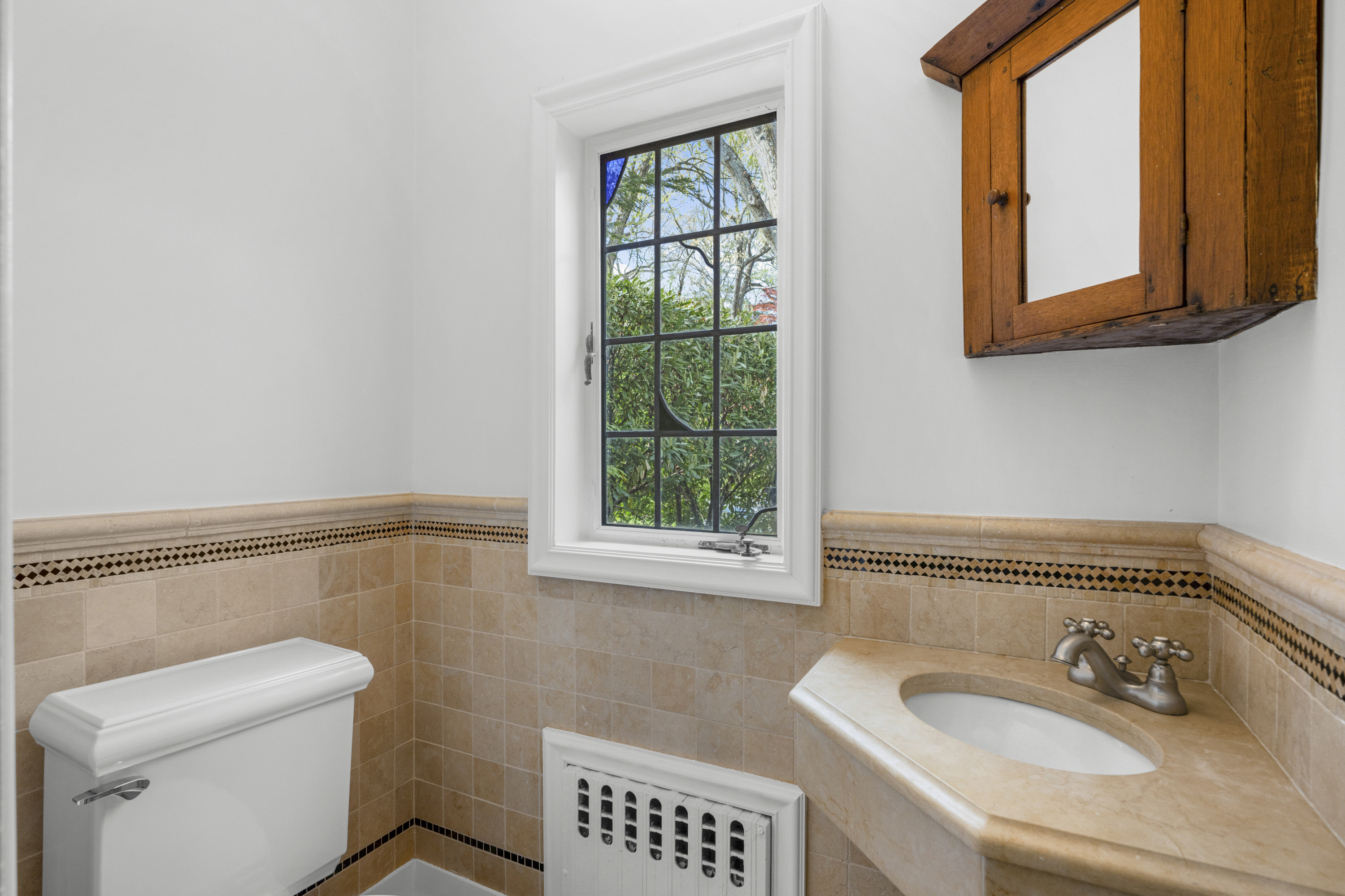  Sophisticated Larchmont Tudor - 物件實景