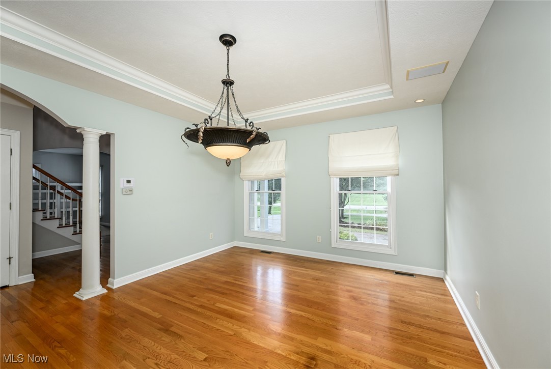 Aurora, Ohio, 44202, United States, 4 Bedrooms Bedrooms, ,4 BathroomsBathrooms,Residential,For Sale,1932632
