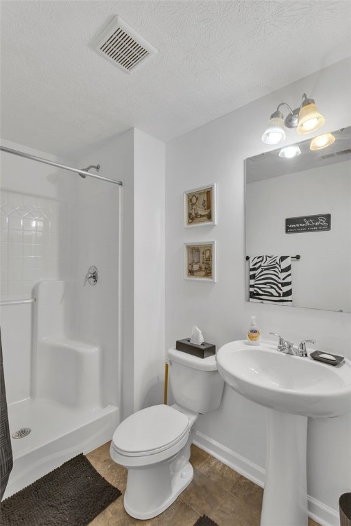 Jackson Twp, Pennsylvania, 16063, United States, 5 Bedrooms Bedrooms, ,4 BathroomsBathrooms,Residential,For Sale,1933406