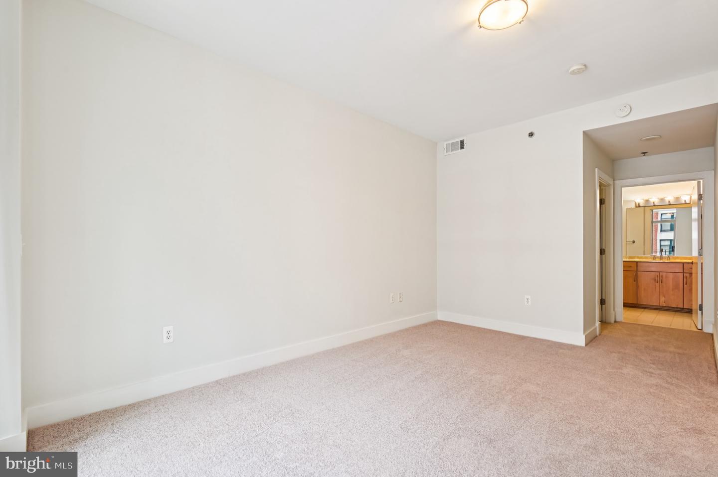 Baltimore, Maryland, 21231, United States, 3 Bedrooms Bedrooms, ,3 BathroomsBathrooms,Residential,For Sale,1949959