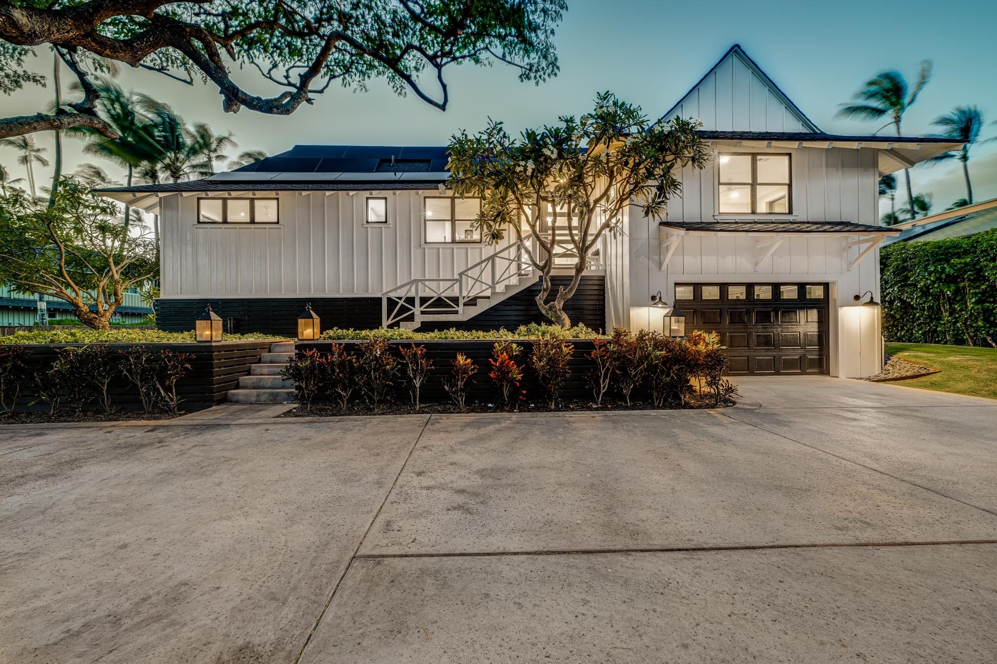Paia, Hawaii, 96779, United States, 4 Bedrooms Bedrooms, ,4 BathroomsBathrooms,Residential,For Sale,1918260