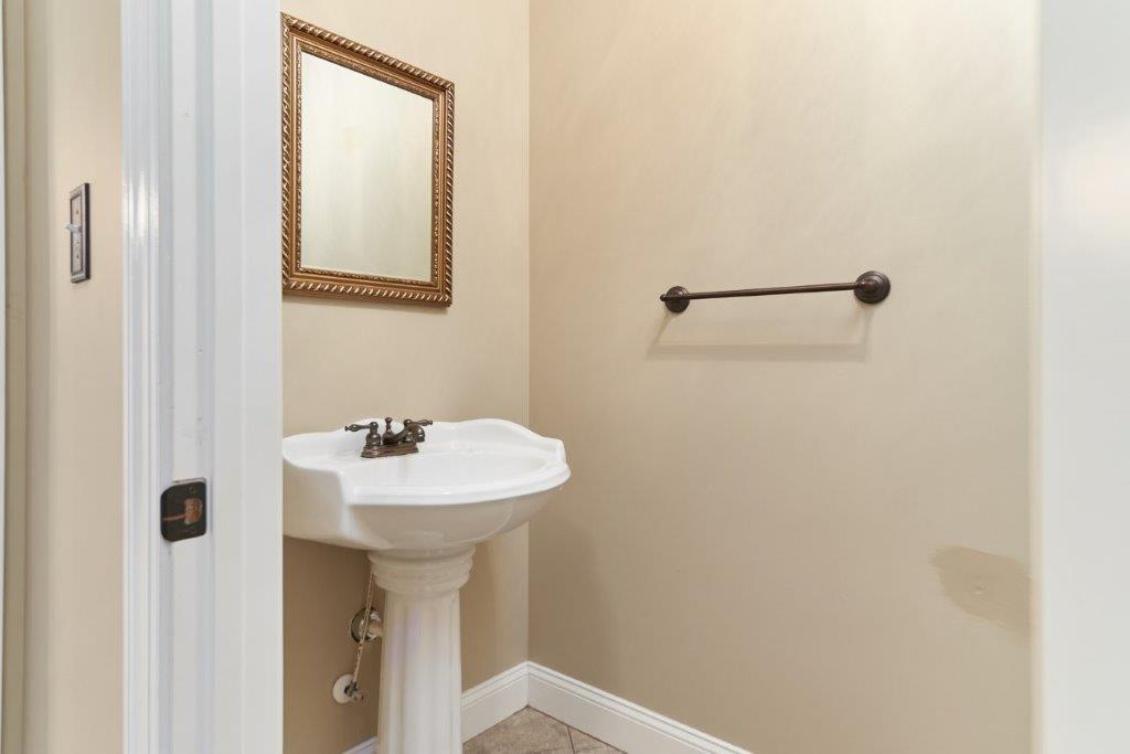 Lake Park, Georgia, 31636, United States, 5 Bedrooms Bedrooms, ,4 BathroomsBathrooms,Residential,For Sale,2008152