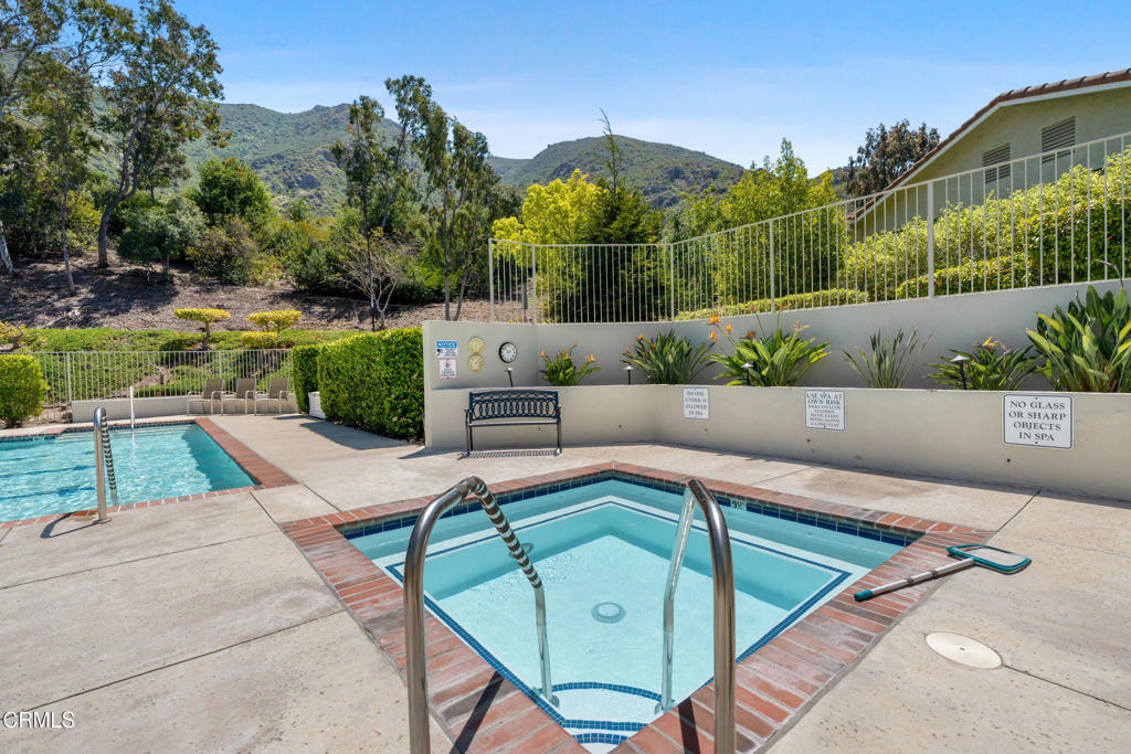 Camarillo, California, 93012, United States, 2 Bedrooms Bedrooms, ,2 BathroomsBathrooms,Residential,For Sale,2042458