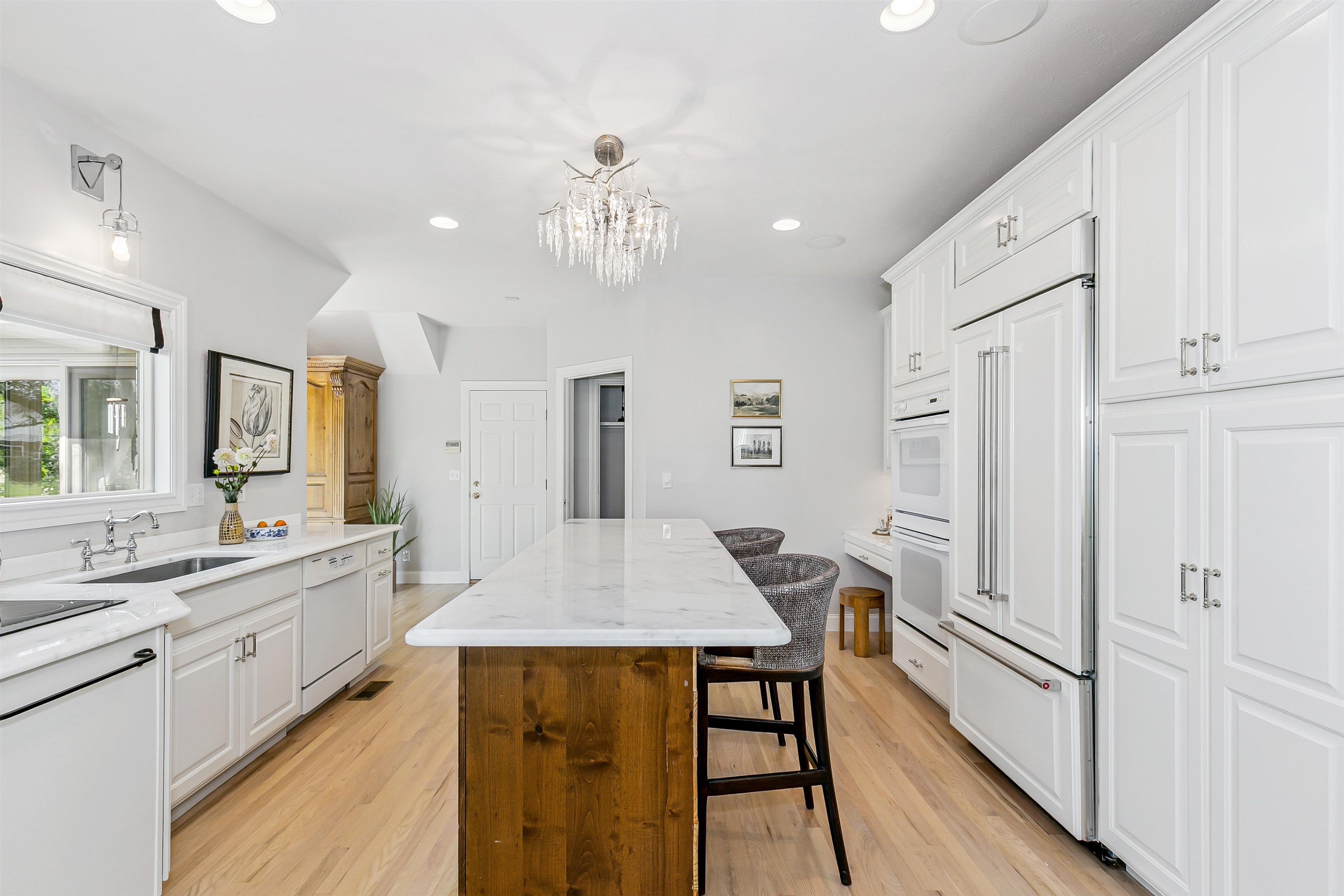 Wichita, Kansas, 67226, United States, 3 Bedrooms Bedrooms, ,3 BathroomsBathrooms,Residential,For Sale,1926278