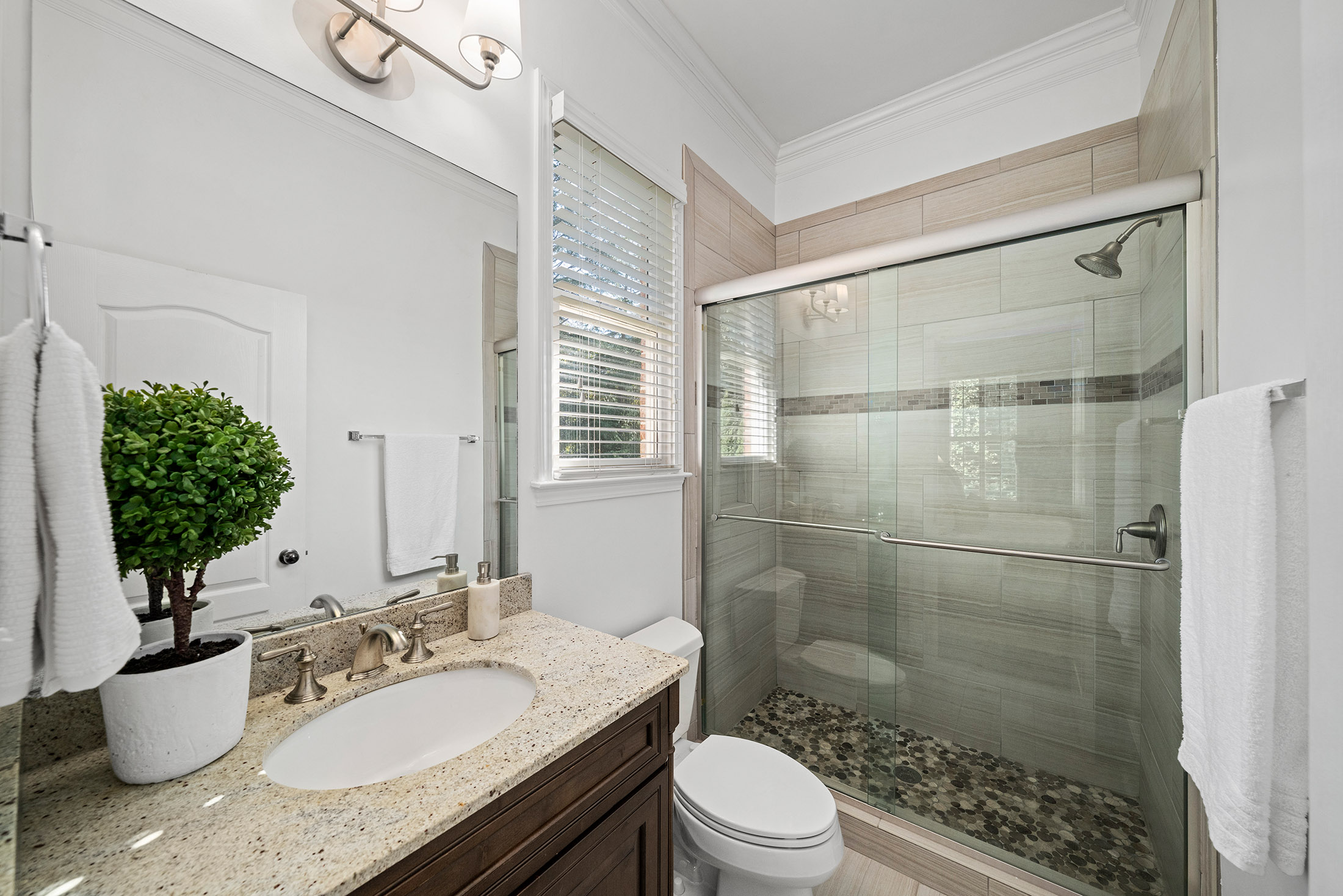  Nestled on One of Triple Crown’s Most Coveted Private Lots - 物件實景
