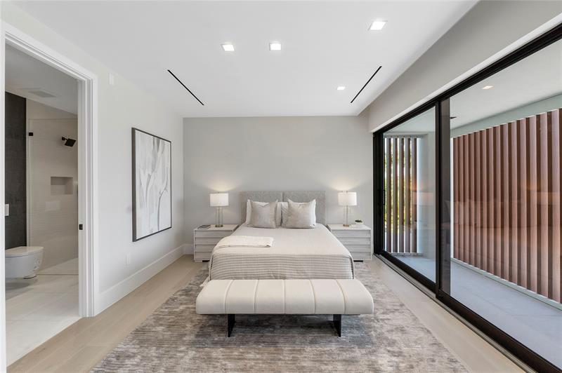 Fort Lauderdale, Florida, 33306, United States, 6 Bedrooms Bedrooms, ,8 BathroomsBathrooms,Residential,For Sale,1958113