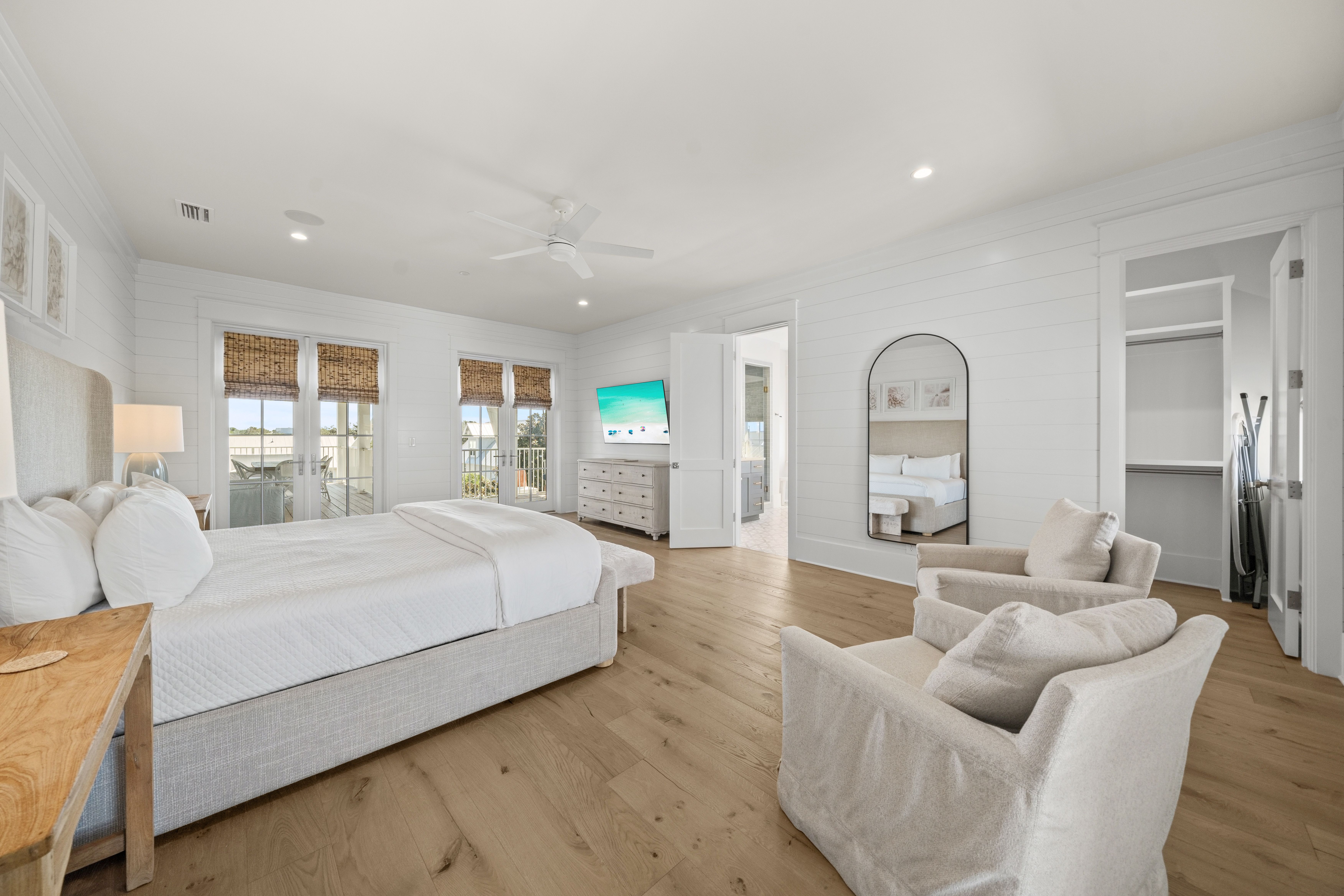  Gulf Serenity  Newer-Construction 8-Bedroom Luxury Home with Rooftop Terrace - 物件實景