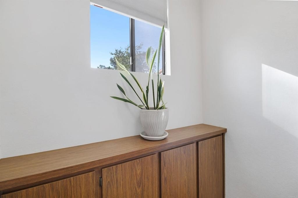 La Mesa, California, 91942, United States, 2 Bedrooms Bedrooms, ,2 BathroomsBathrooms,Residential,For Sale,1991099