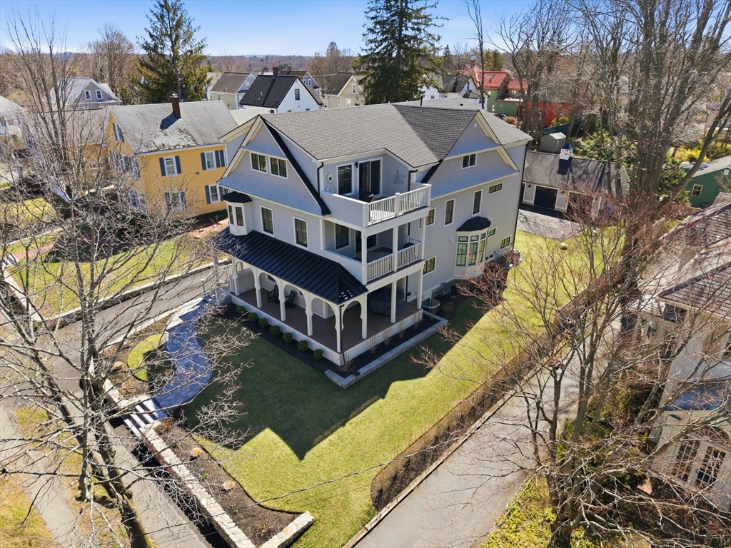 Wakefield, Massachusetts, 01880, United States, 2 Bedrooms Bedrooms, ,3 BathroomsBathrooms,Residential,For Sale,2036926