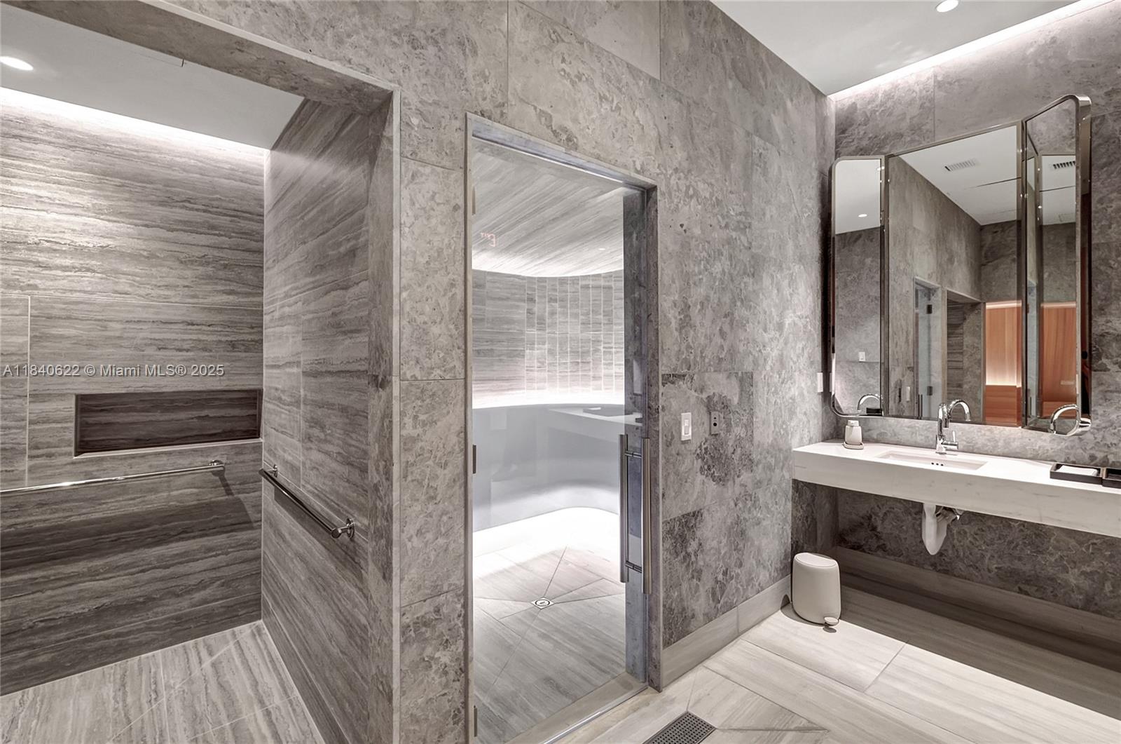 Miami, Florida, 33133, United States, 4 Bedrooms Bedrooms, ,4 BathroomsBathrooms,Residential,For Sale,1898315