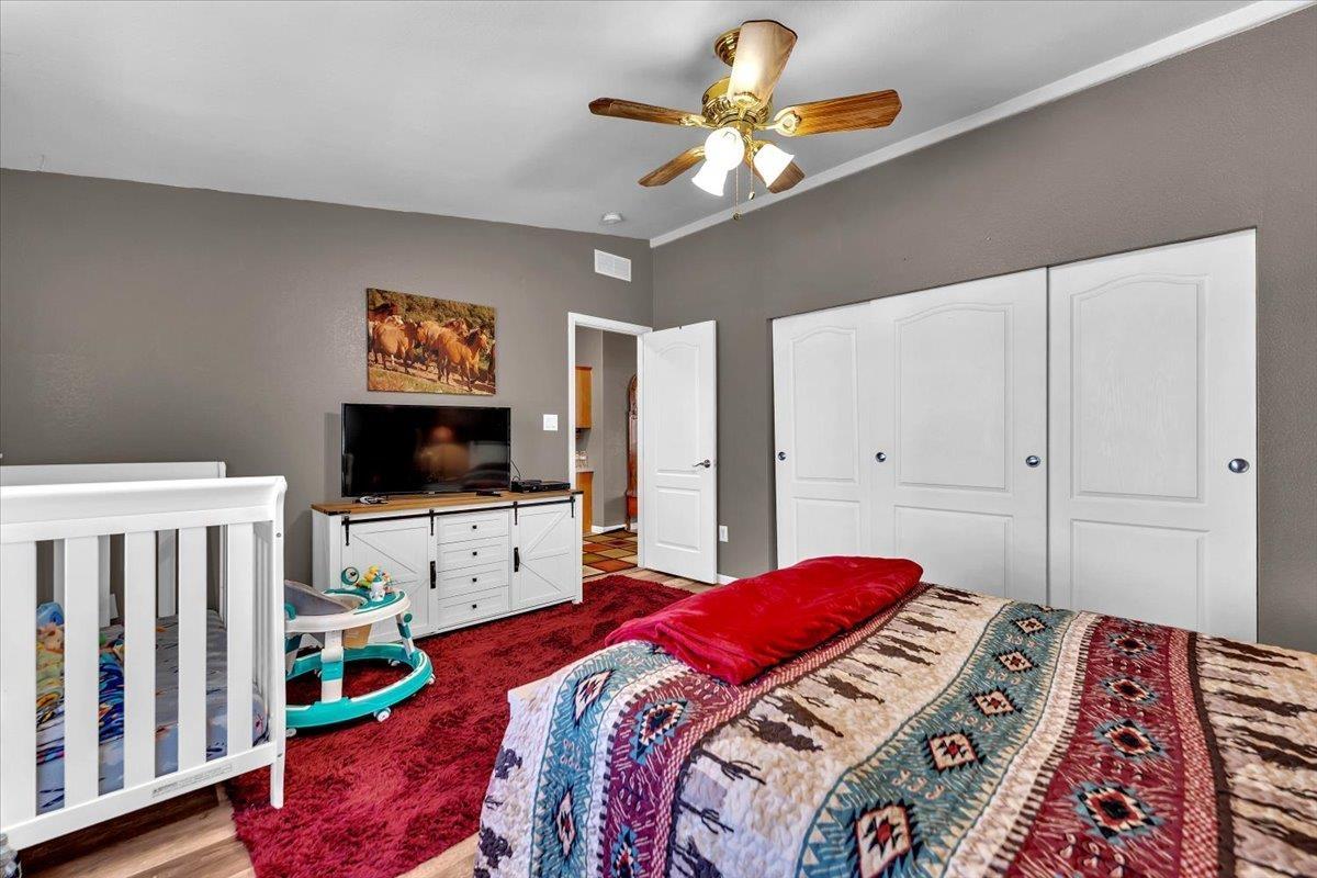 Gerber, California, 96035, United States, 4 Bedrooms Bedrooms, ,3 BathroomsBathrooms,Residential,For Sale,1927248
