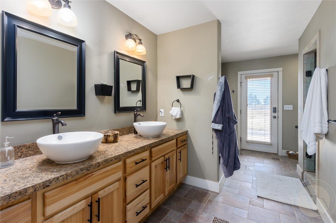 Laurel, Montana, 59044, United States, 4 Bedrooms Bedrooms, ,3 BathroomsBathrooms,Residential,For Sale,1982955