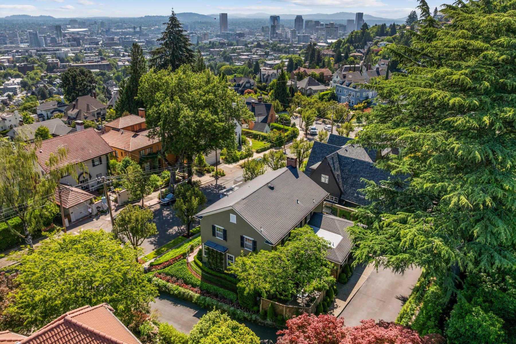  2836 NW CUMBERLAND RD Portland, OR 97210 - 物件實景