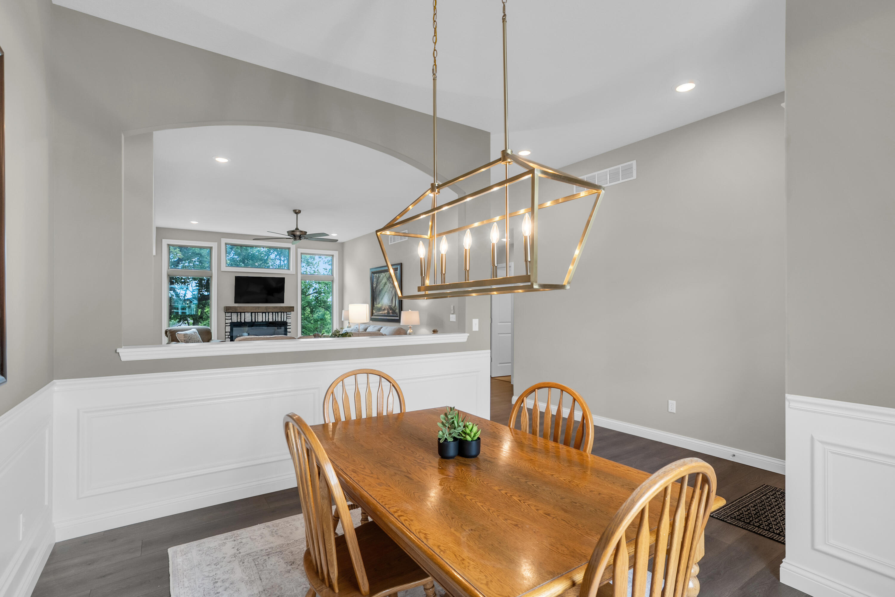 COLUMBIA, Missouri, 65203, United States, 5 Bedrooms Bedrooms, ,3 BathroomsBathrooms,Residential,For Sale,1976271