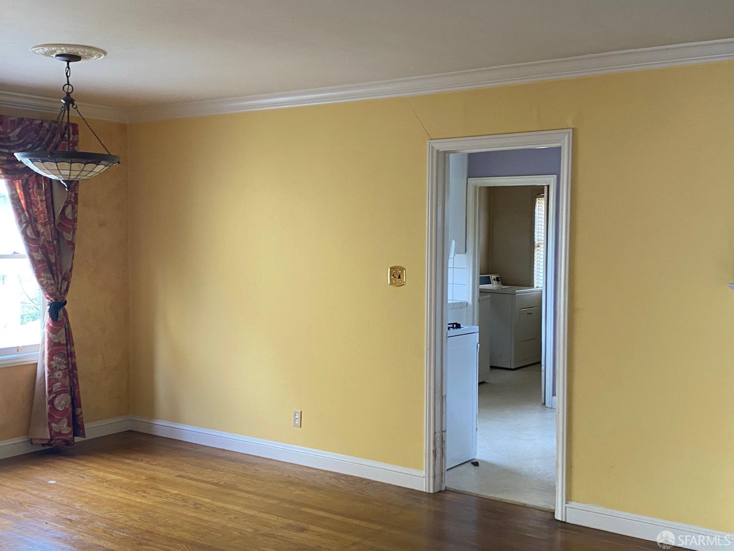 San Carlos, California, 94070, United States, 3 Bedrooms Bedrooms, ,3 BathroomsBathrooms,Residential,For Sale,1994257