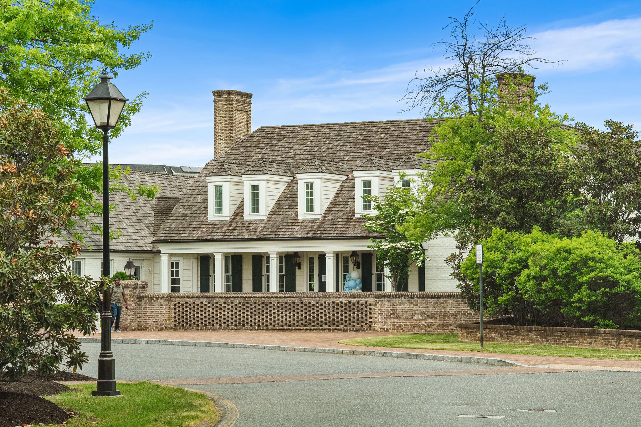  18120 Moss Garden Road, Dumfries, VA, 22026 - 物件實景