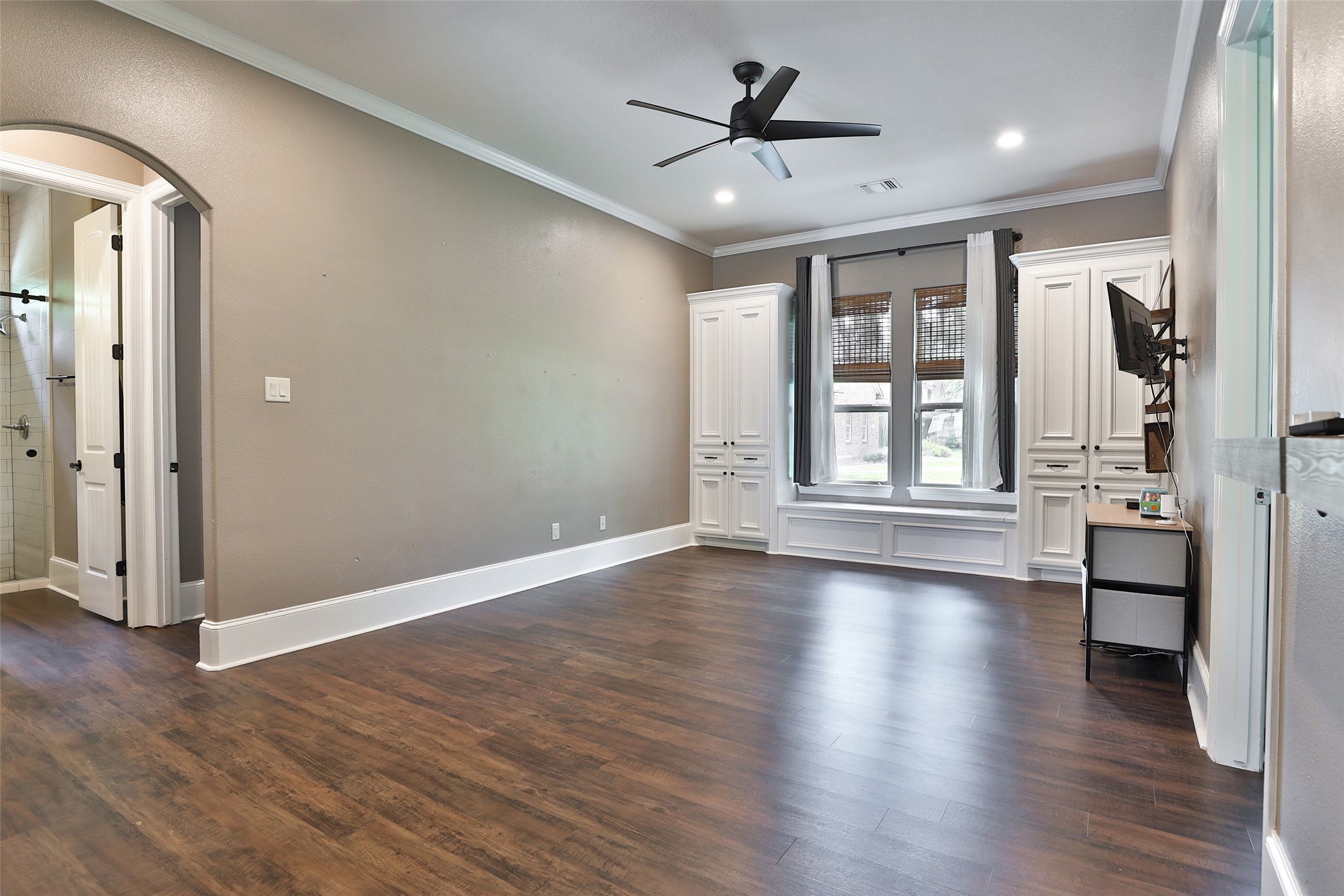  3422 Woodbine Drive - 物件實景