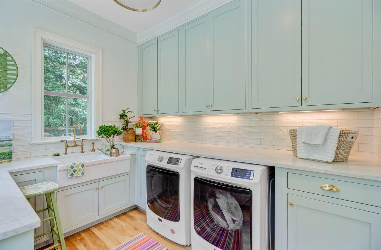 Mount Pleasant, South Carolina, 29464, United States, 5 Bedrooms Bedrooms, ,6 BathroomsBathrooms,Residential,For Sale,1840727