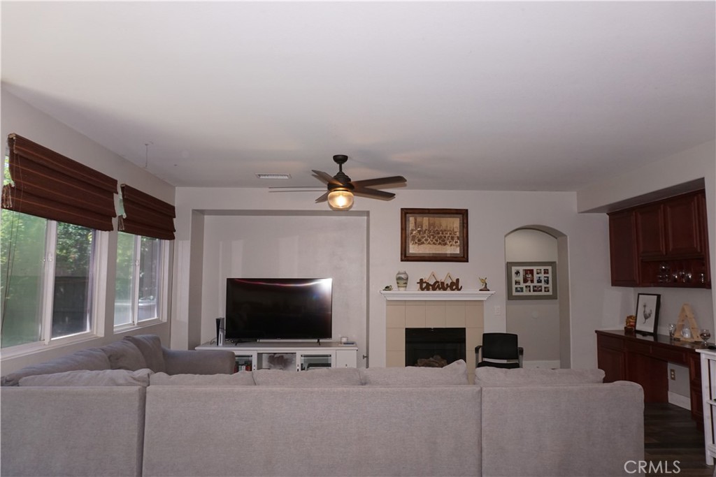 Temecula, California, 92592, United States, 4 Bedrooms Bedrooms, ,3 BathroomsBathrooms,Residential,For Sale,1857276