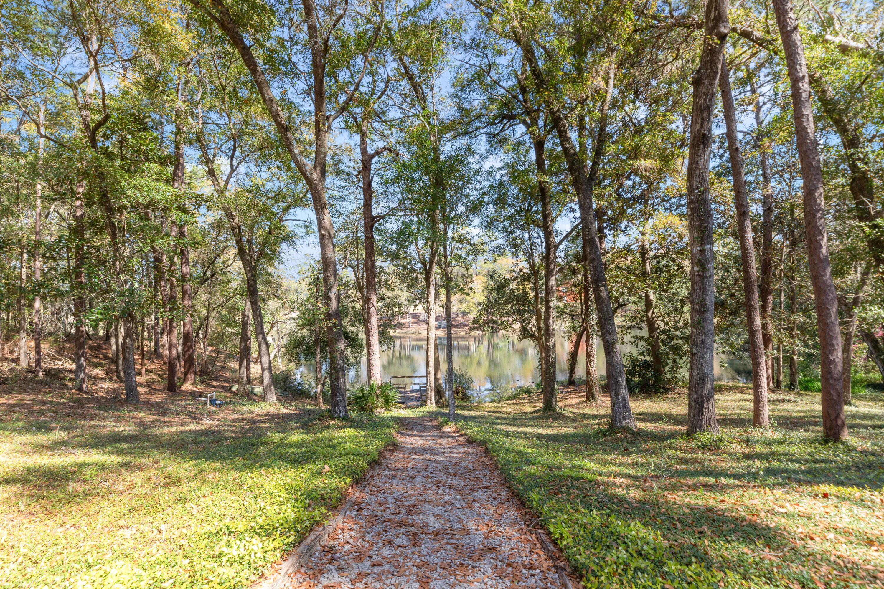 Niceville, Florida, 32578, United States, 5 Bedrooms Bedrooms, ,5 BathroomsBathrooms,Residential,For Sale,1798337