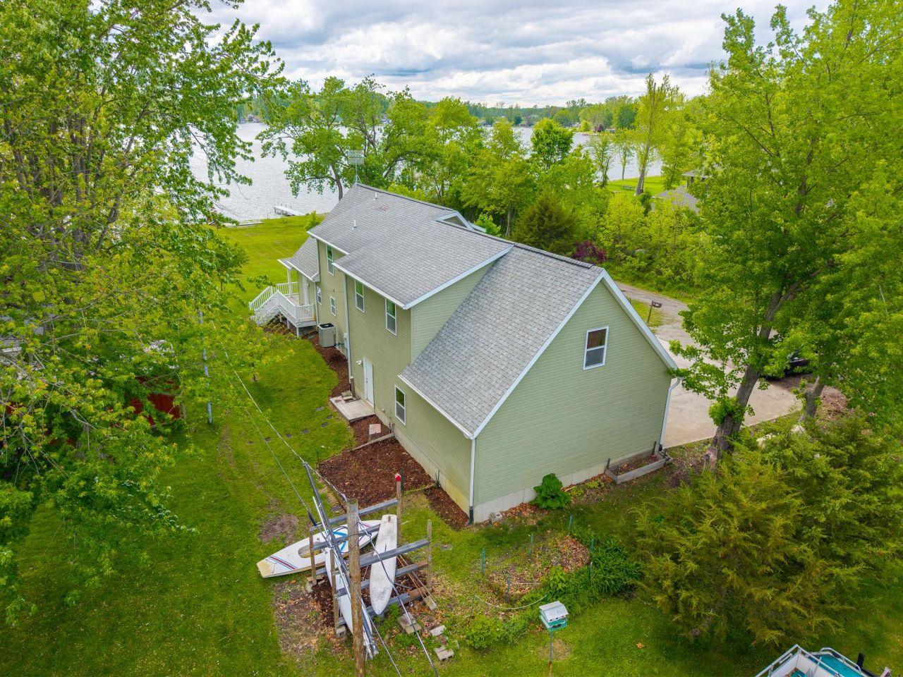 Columbia City, Indiana, 46725, United States, 6 Bedrooms Bedrooms, ,3 BathroomsBathrooms,Residential,For Sale,1827177