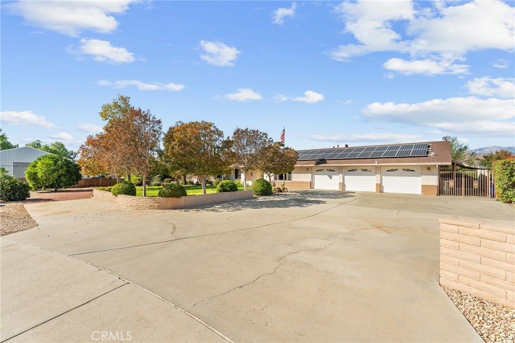 Yucaipa, California, 92399, United States, 3 Bedrooms Bedrooms, ,3 BathroomsBathrooms,Residential,For Sale,1981591