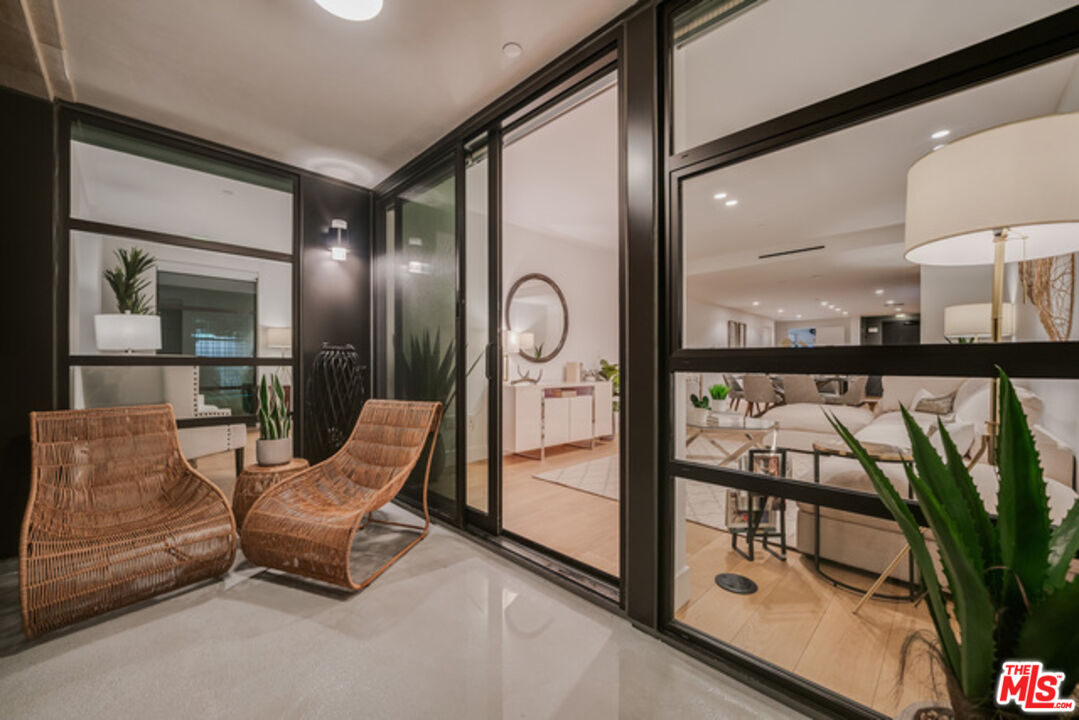 Los Angeles, California, 90024, United States, 2 Bedrooms Bedrooms, ,2 BathroomsBathrooms,Residential,For Sale,1940220