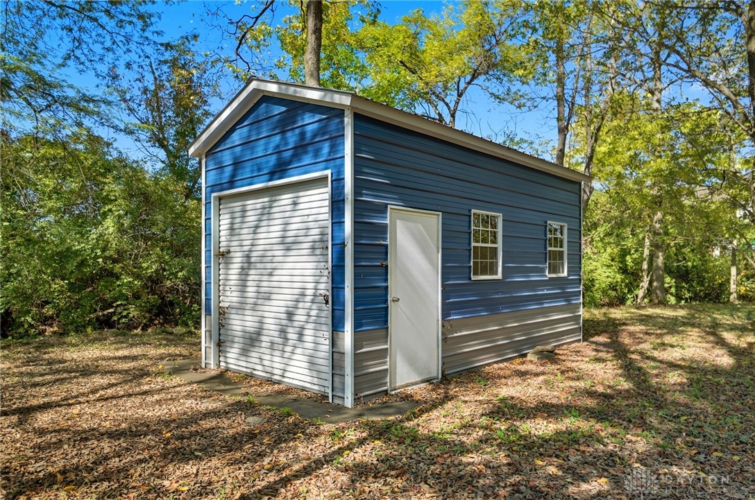 Brookville, Ohio, 45309, United States, 3 Bedrooms Bedrooms, ,4 BathroomsBathrooms,Residential,For Sale,1995742