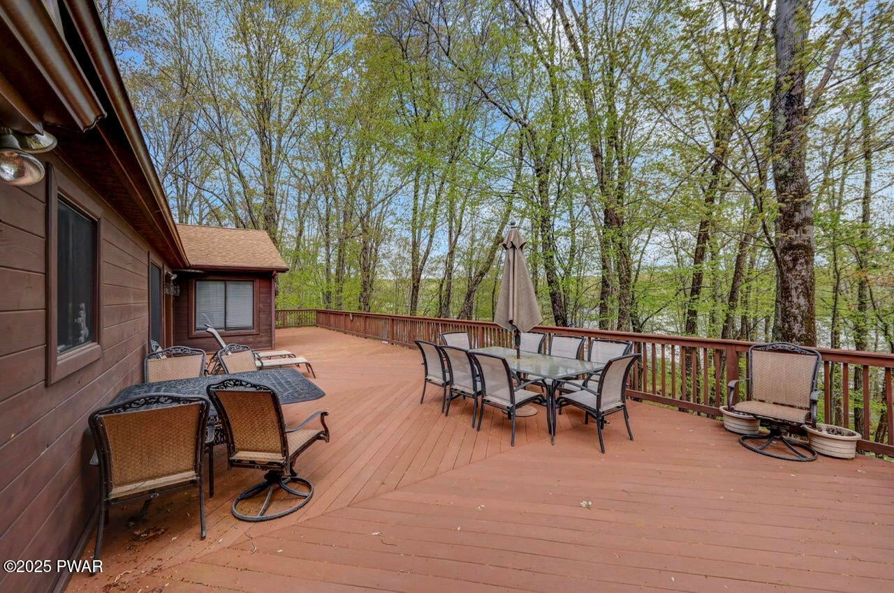 Lords Valley, Pennsylvania, 18428, United States, 5 Bedrooms Bedrooms, ,3 BathroomsBathrooms,Residential,For Sale,1977416