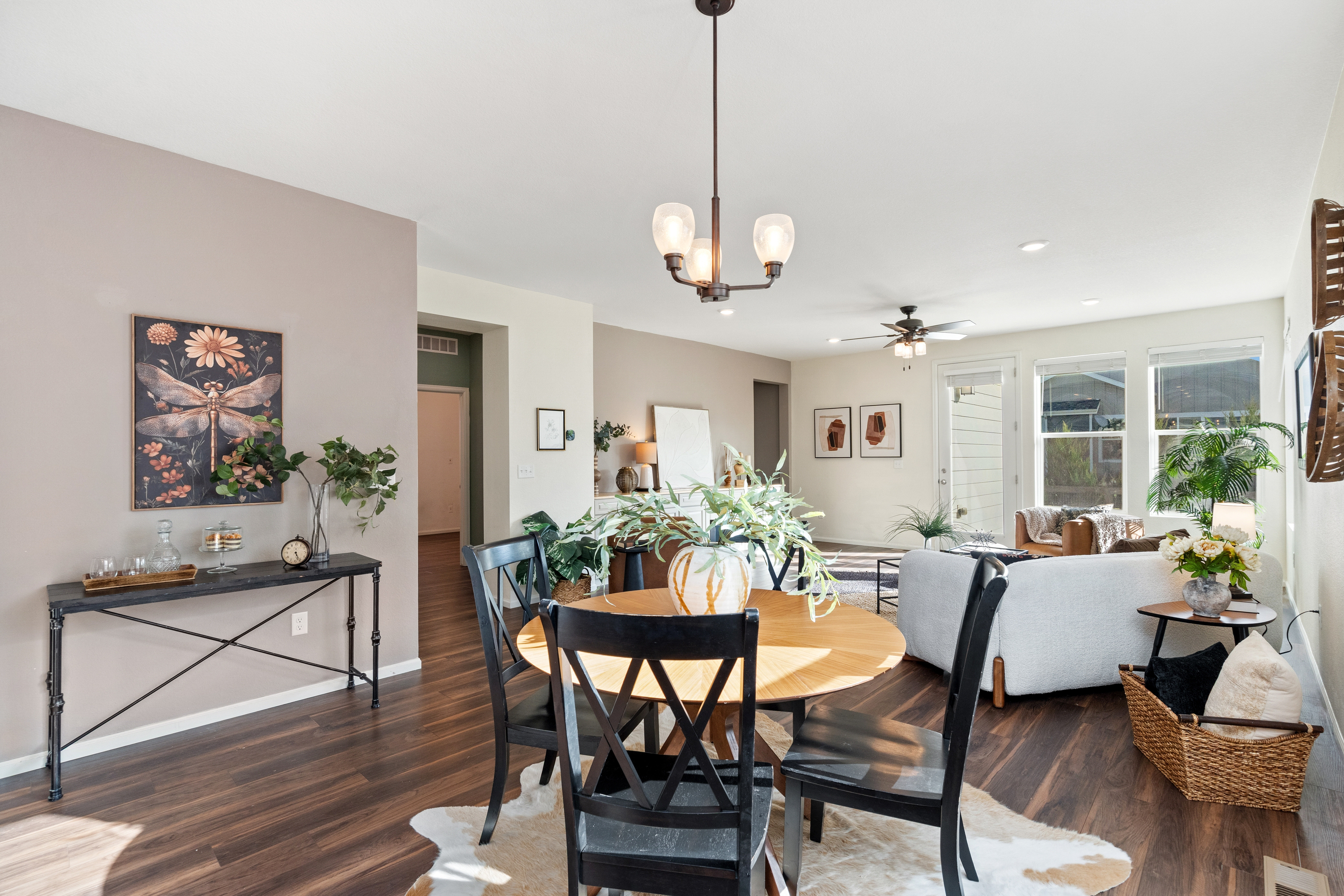  So Much to Love in This 2020-Built Loveland Ranch - 物件實景