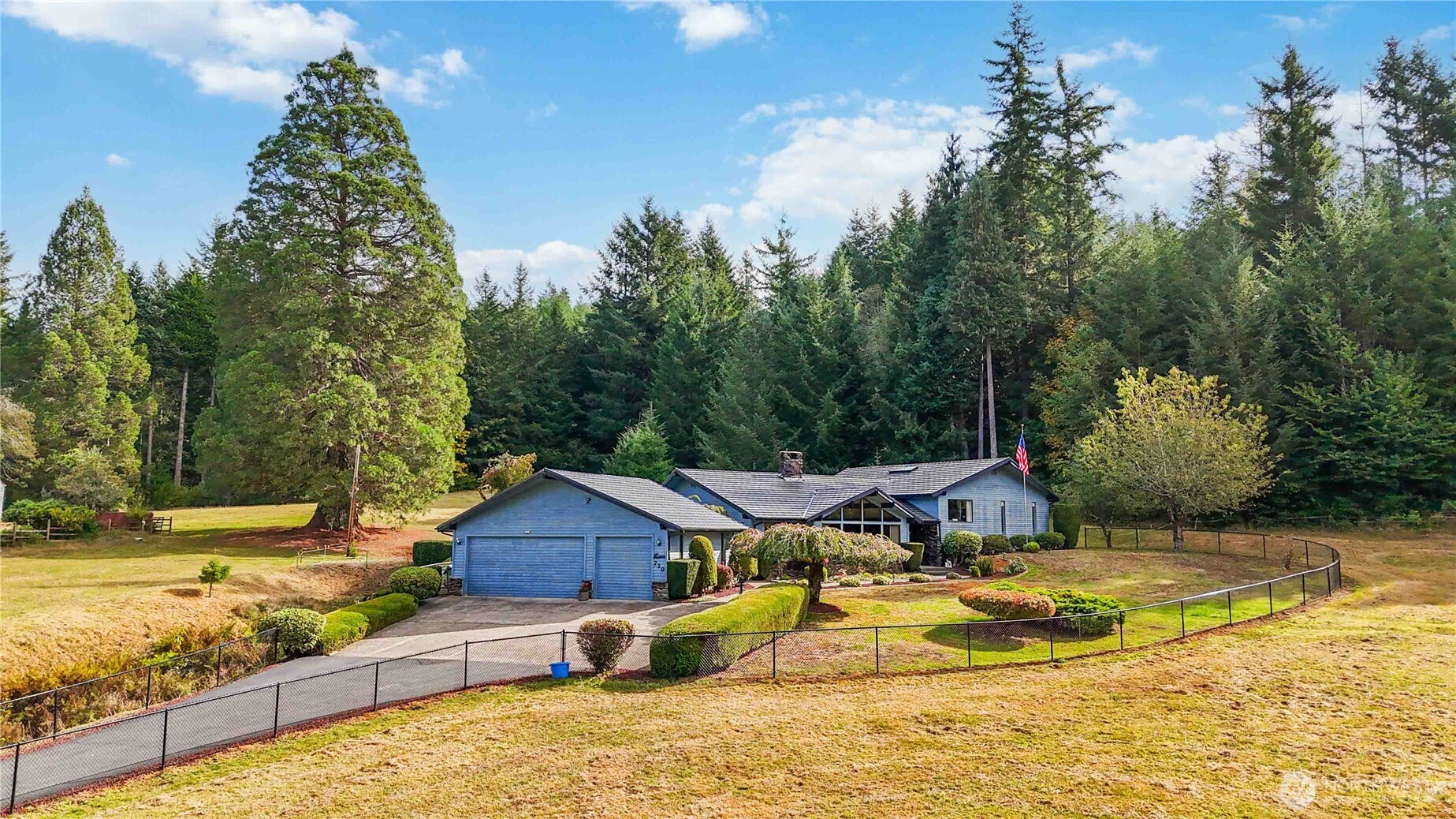 Longview, Washington, 98632, United States, 4 Bedrooms Bedrooms, ,2 BathroomsBathrooms,Residential,For Sale,1986535