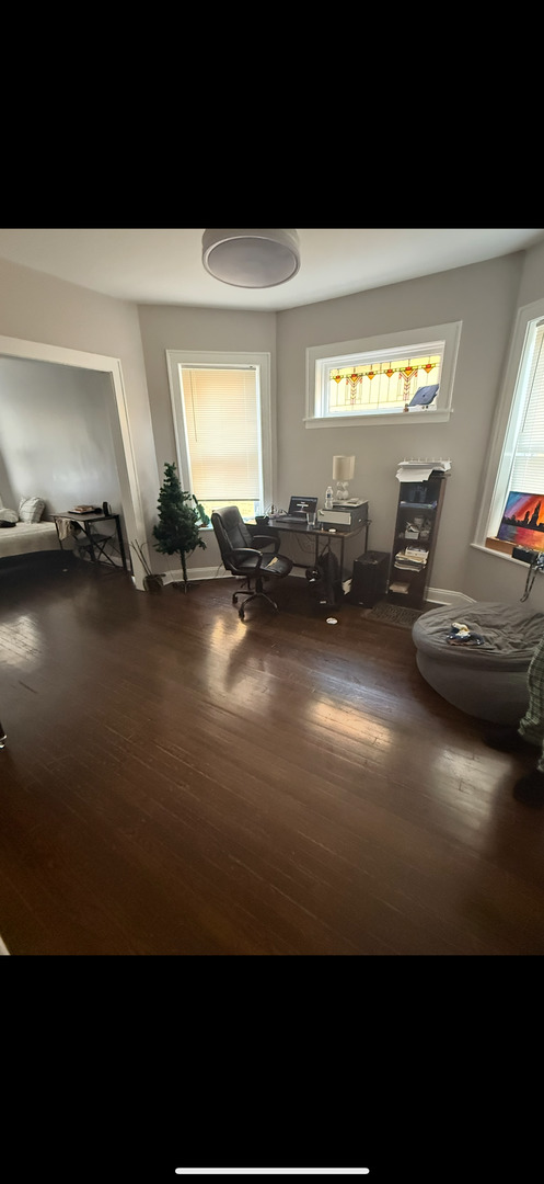 Chicago, Illinois, 60625, United States, 6 Bedrooms Bedrooms, ,Residential,For Sale,2006244