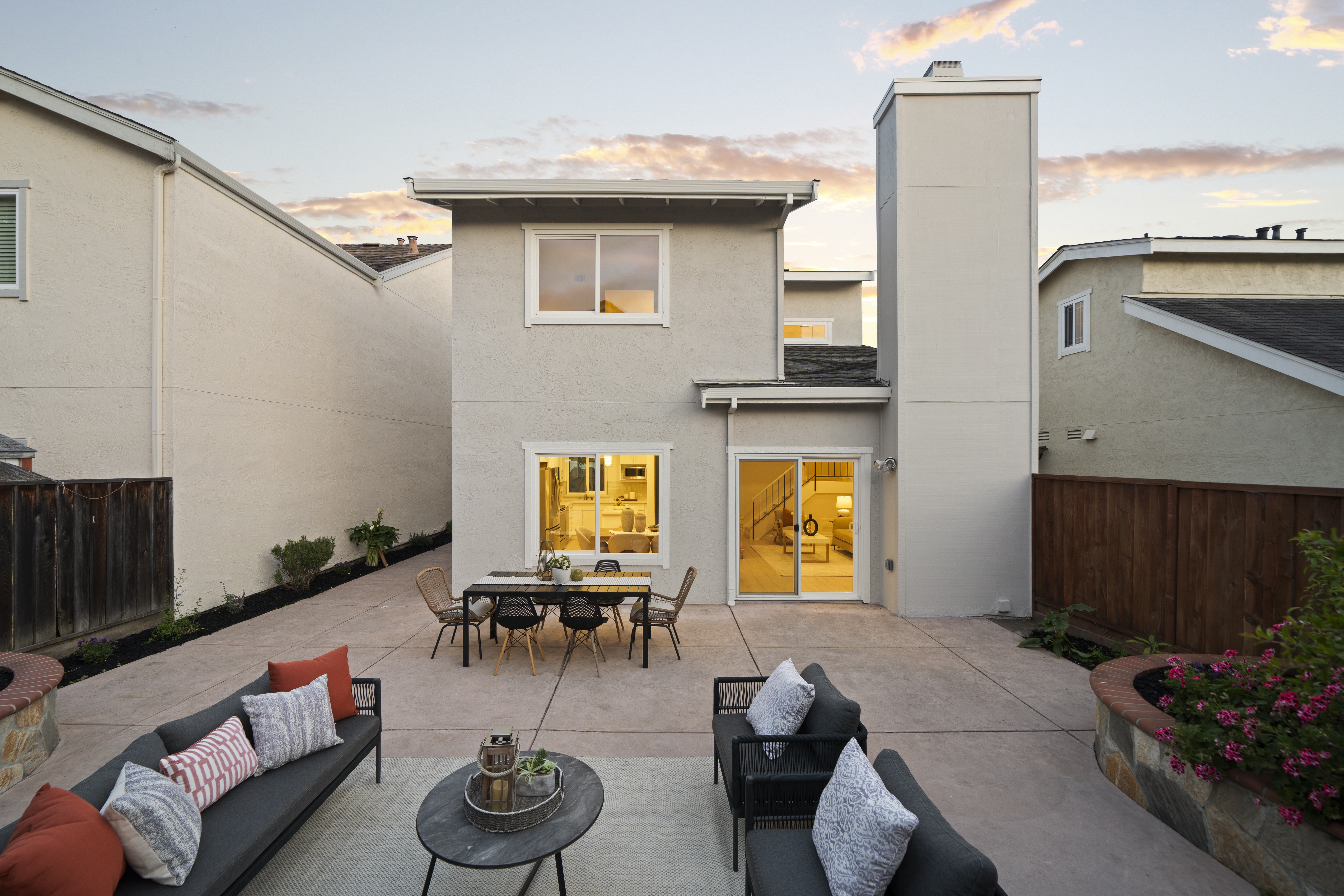  Designer-Appointed Forest Park Home with Seamless Indoor-Outdoor Living - 物件實景