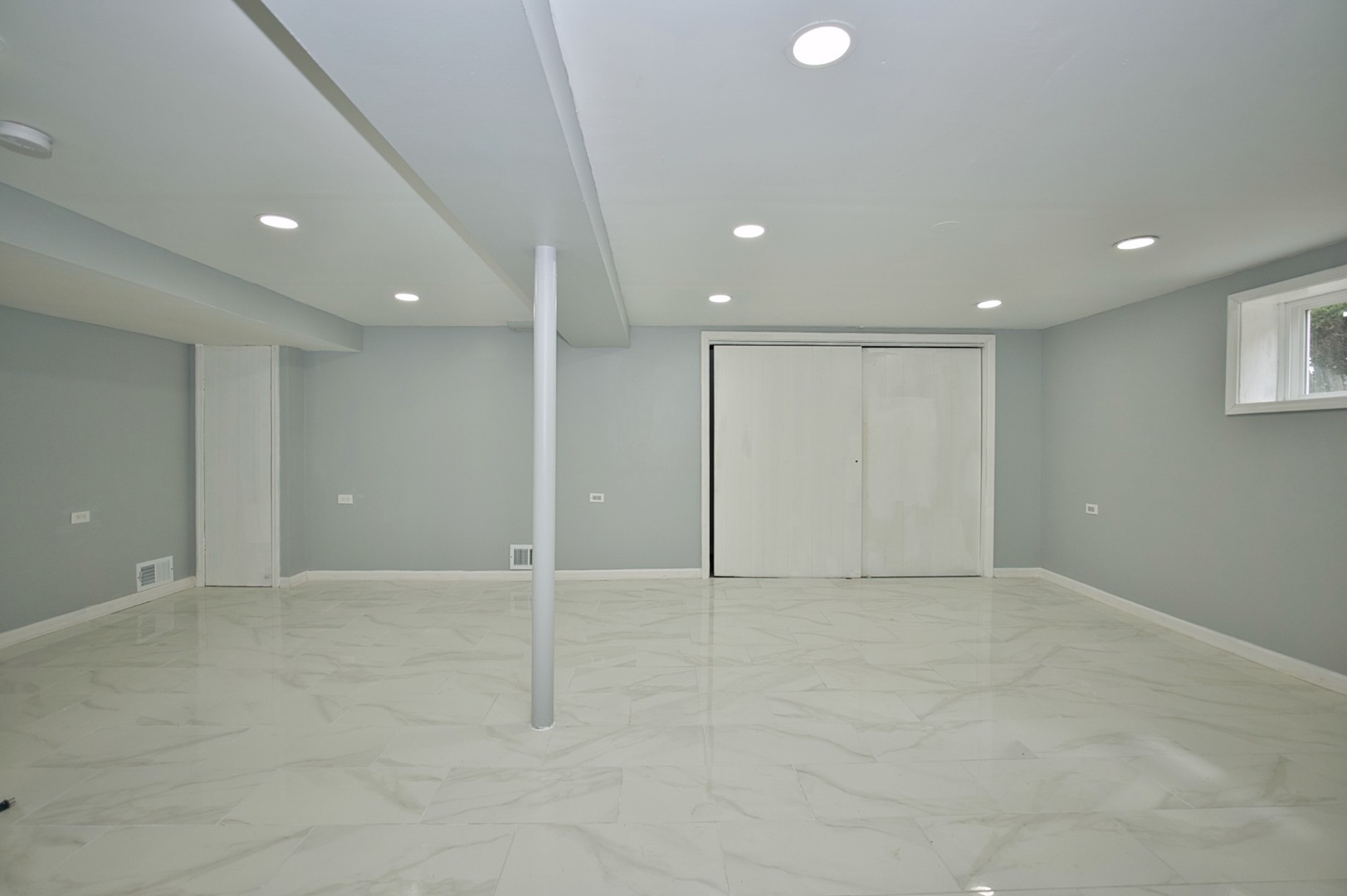 Skokie, Illinois, 60076, United States, 4 Bedrooms Bedrooms, ,3 BathroomsBathrooms,Residential,For Sale,1978573