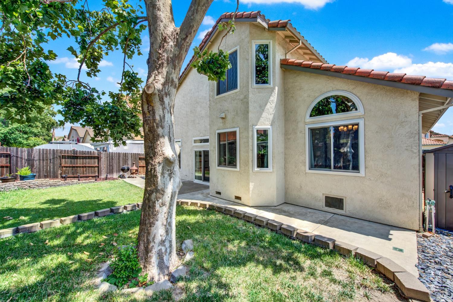 Vacaville, California, 95687, United States, 4 Bedrooms Bedrooms, ,3 BathroomsBathrooms,Residential,For Sale,1856071