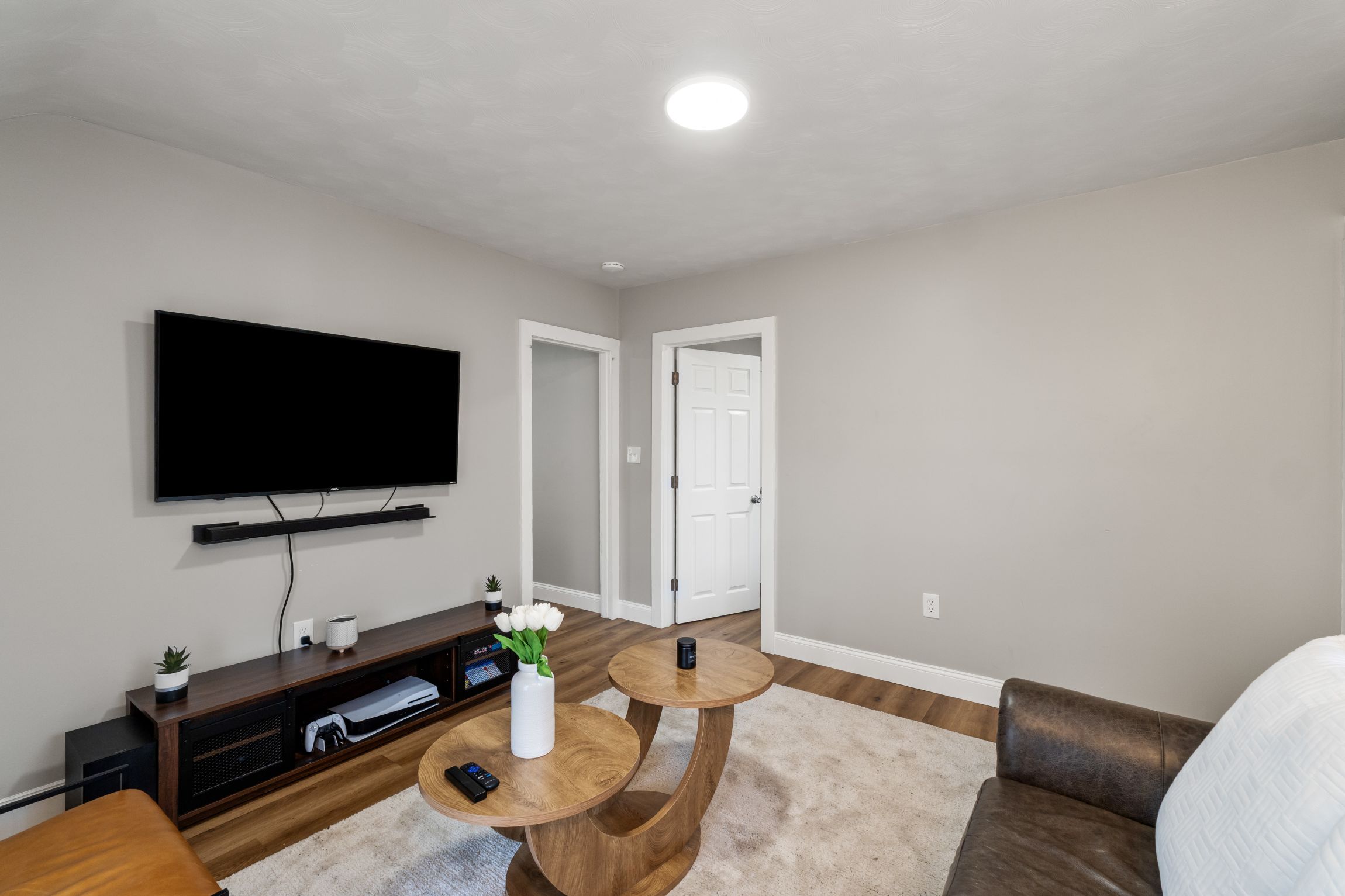  207 Belleville Avenue, New Bedford, MA, 02746 - 物件實景